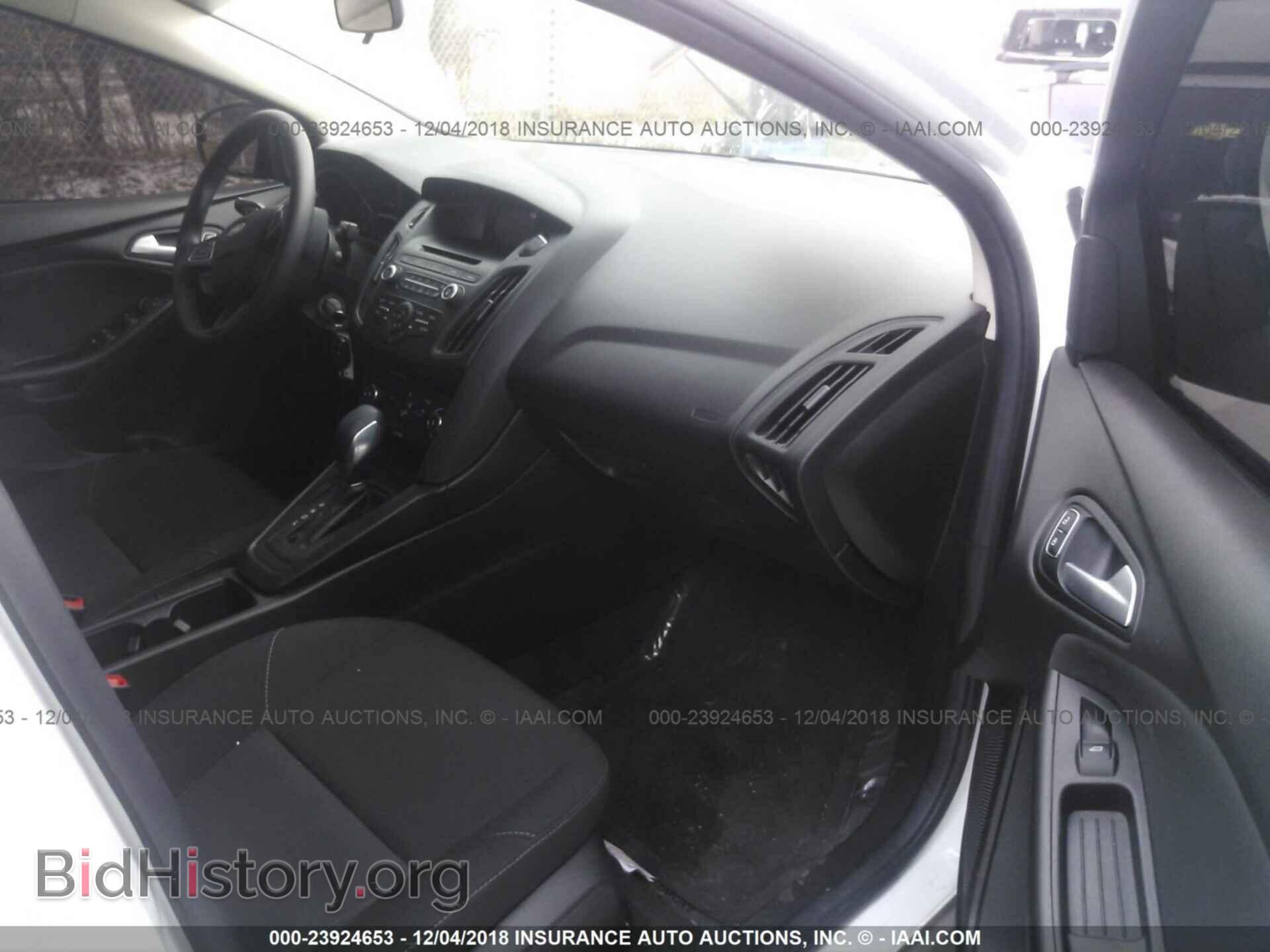2017 FORD FOCUS - VIN: 1FADP3F24HL295773 - Photo 5