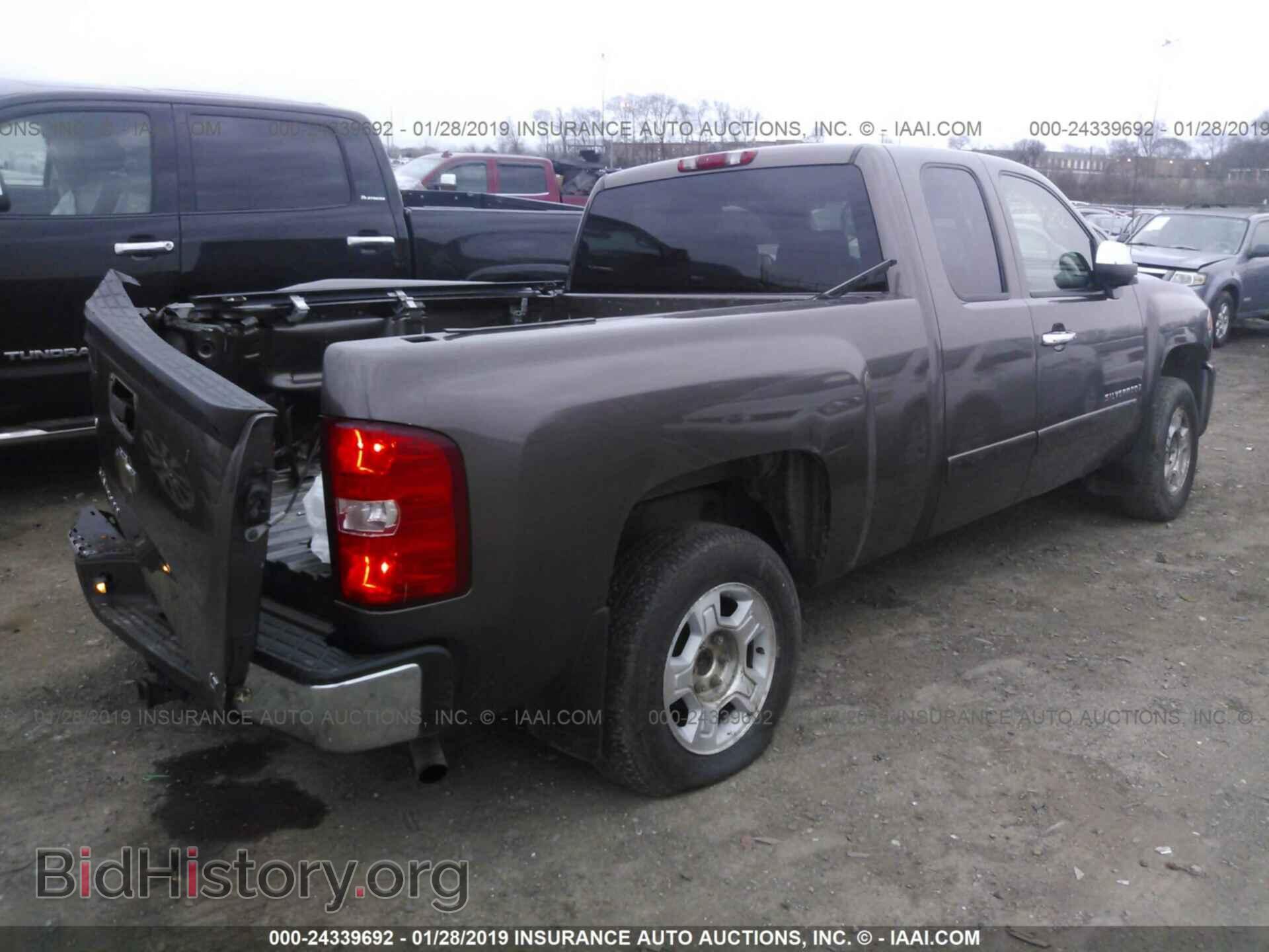 2007 CHEVROLET SILVERADO - VIN: 2GCEC19C671611472 - Фото 4