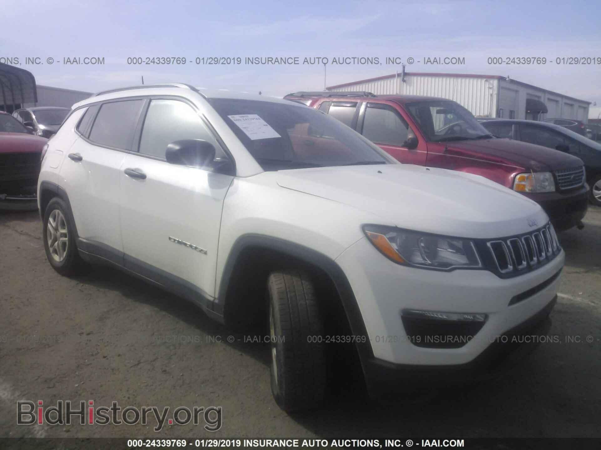 Фотография 3C4NJCABXJT254937 - JEEP COMPASS 2018