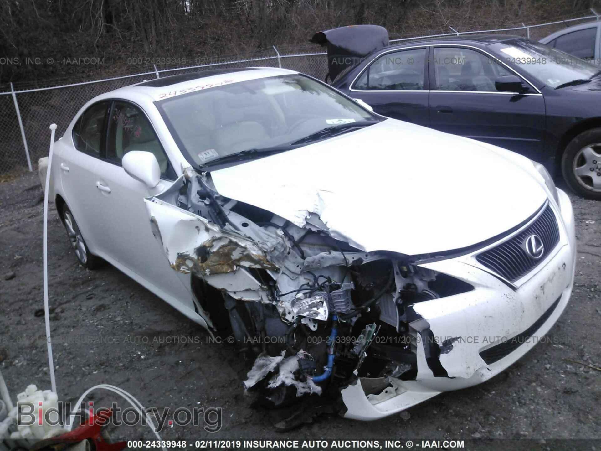 Фотография JTHCF5C22B5044804 - LEXUS IS 2011