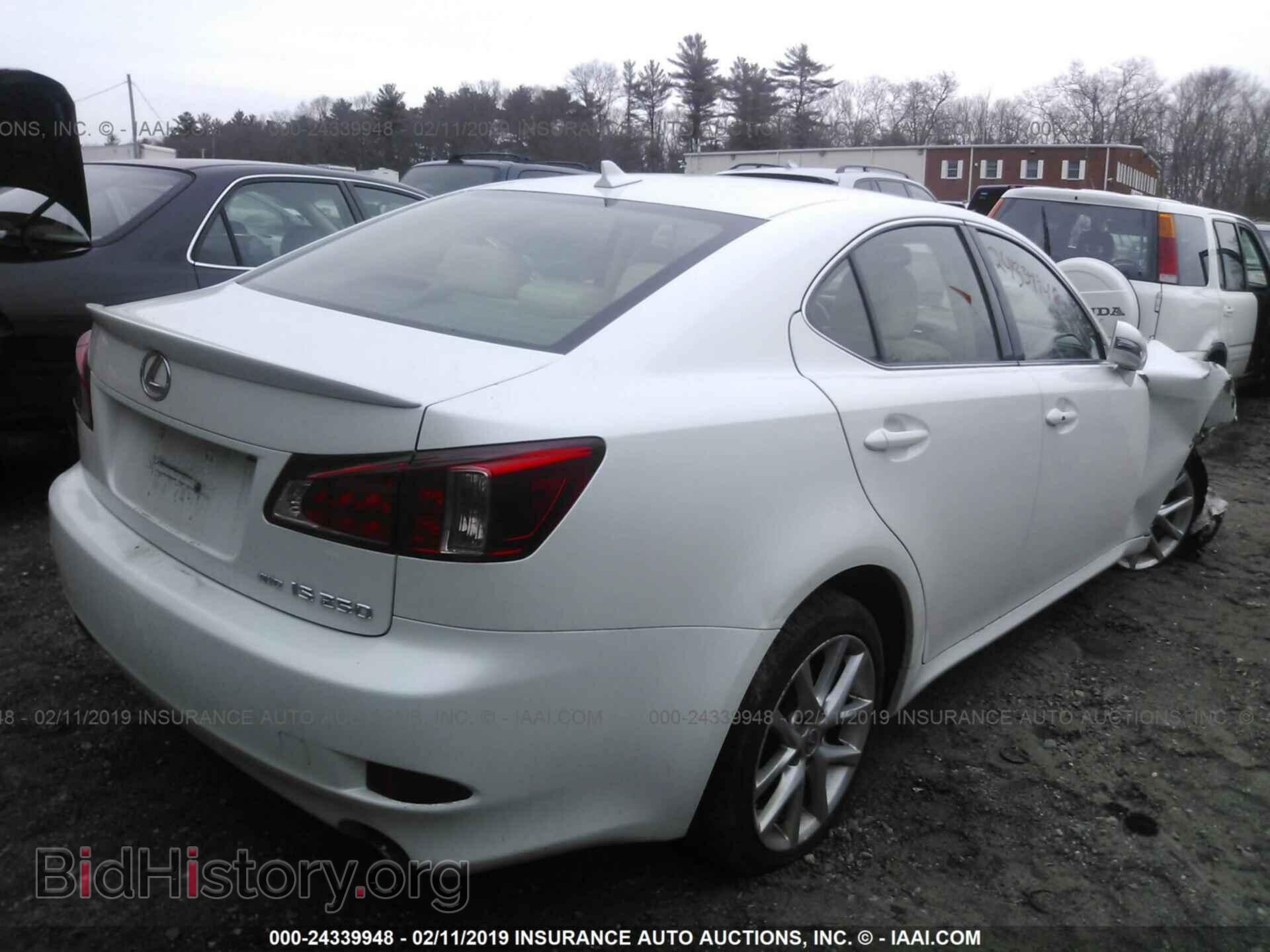 2011 LEXUS IS - VIN: JTHCF5C22B5044804 - Photo 4