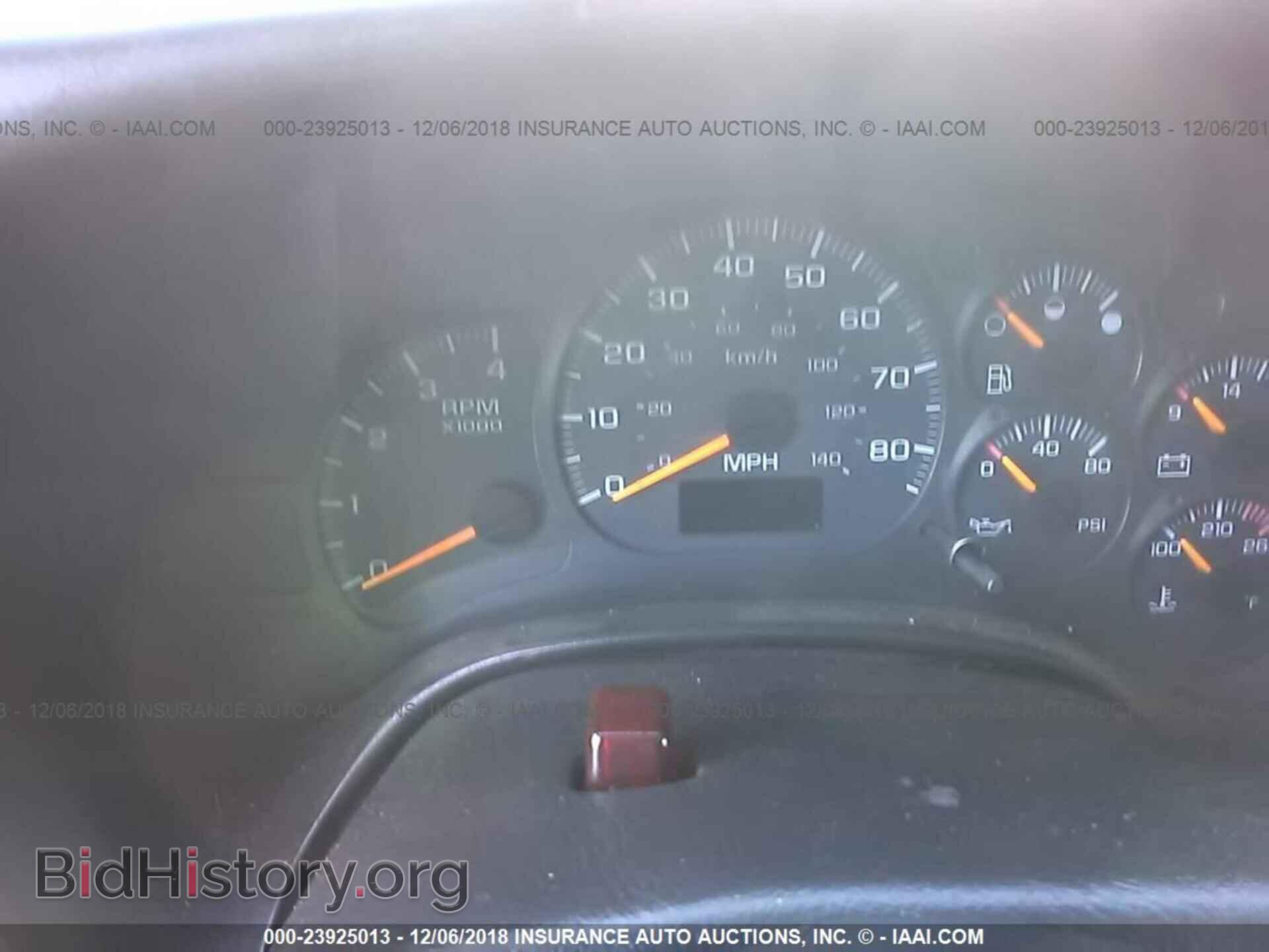 2005 GMC C7500 - VIN: 1GDJ7C1C25F513471 - Photo 6