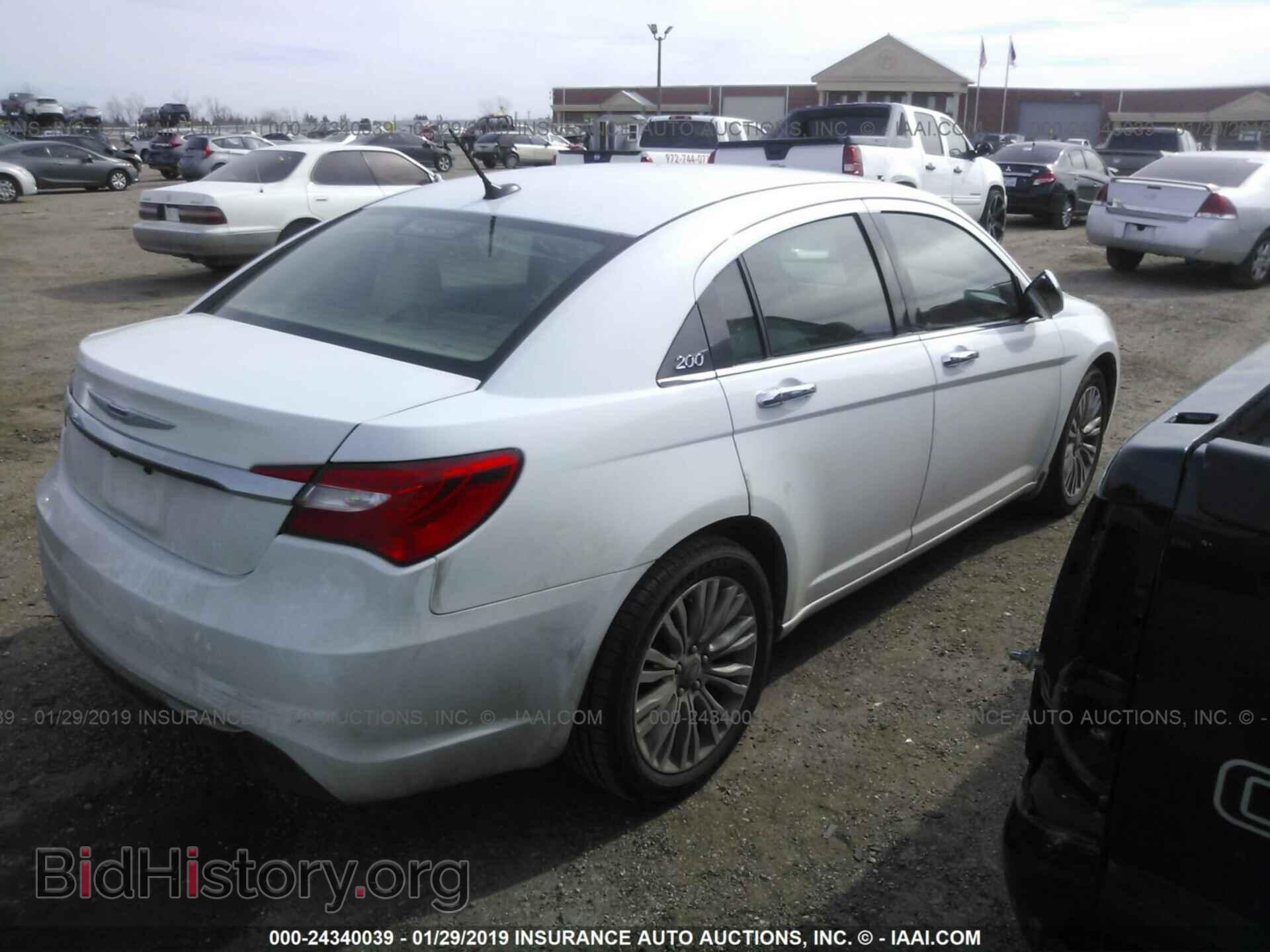 2013 CHRYSLER 200 - VIN: 1C3CCBCG4DN690230 - Фото 4