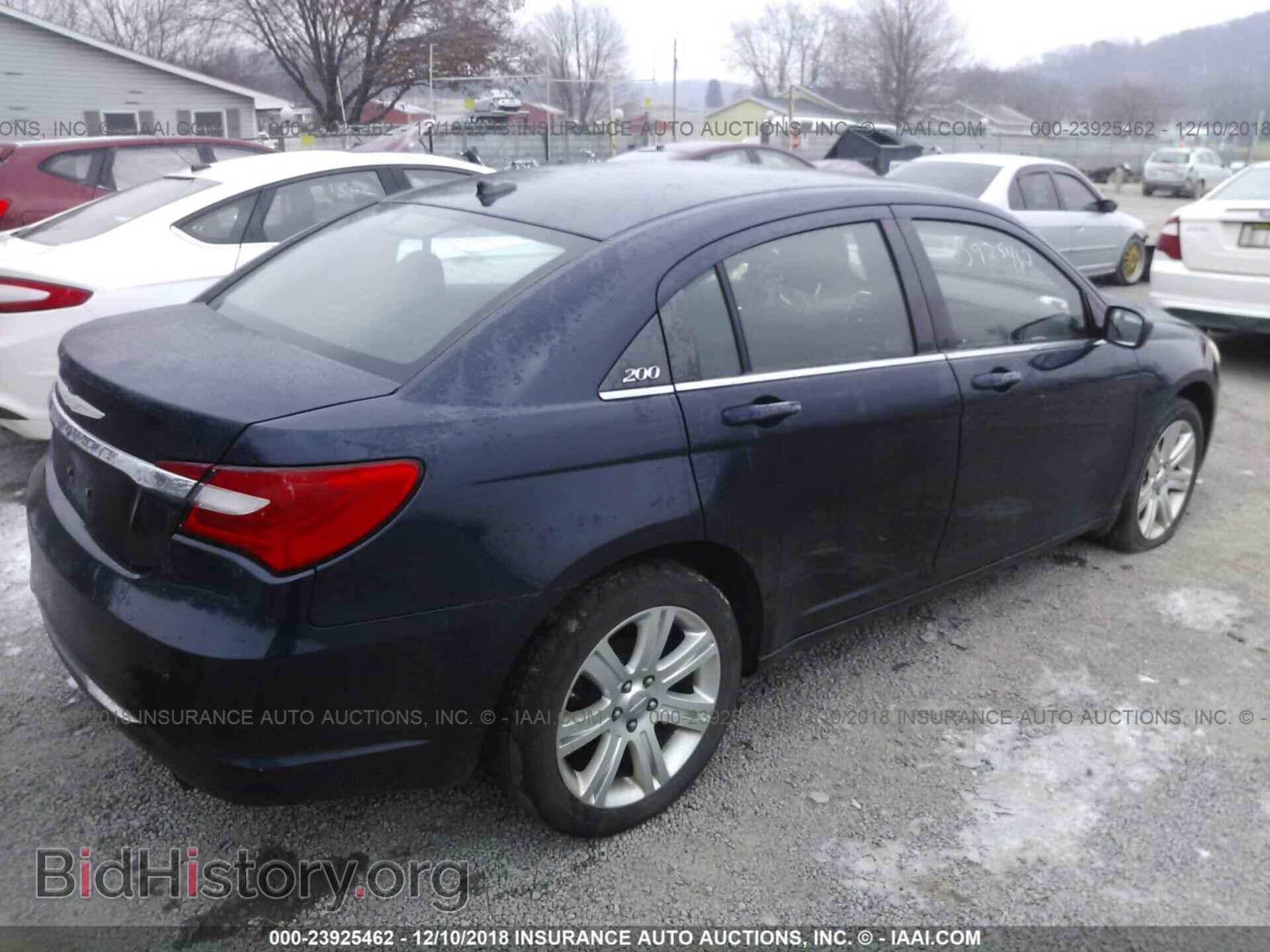 2013 CHRYSLER 200 - VIN: 1C3CCBAB7DN639845 - Фото 4