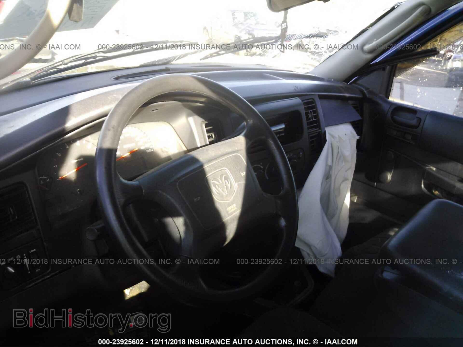 2004 DODGE DAKOTA - VIN: 1D7GL12K24S608449 - Фото 5