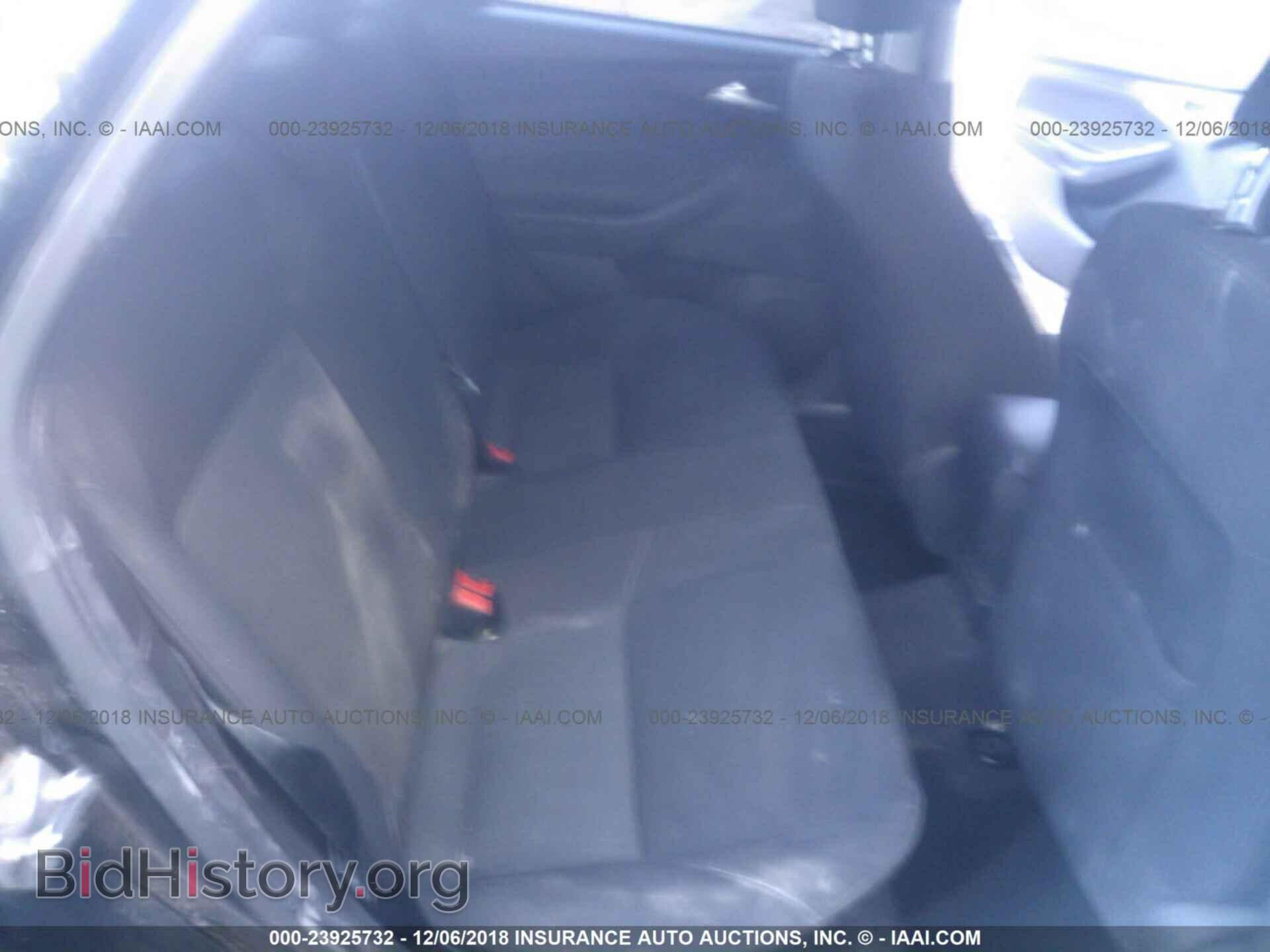 2016 FORD FOCUS - VIN: 1FADP3F25GL268239 - Фото 8