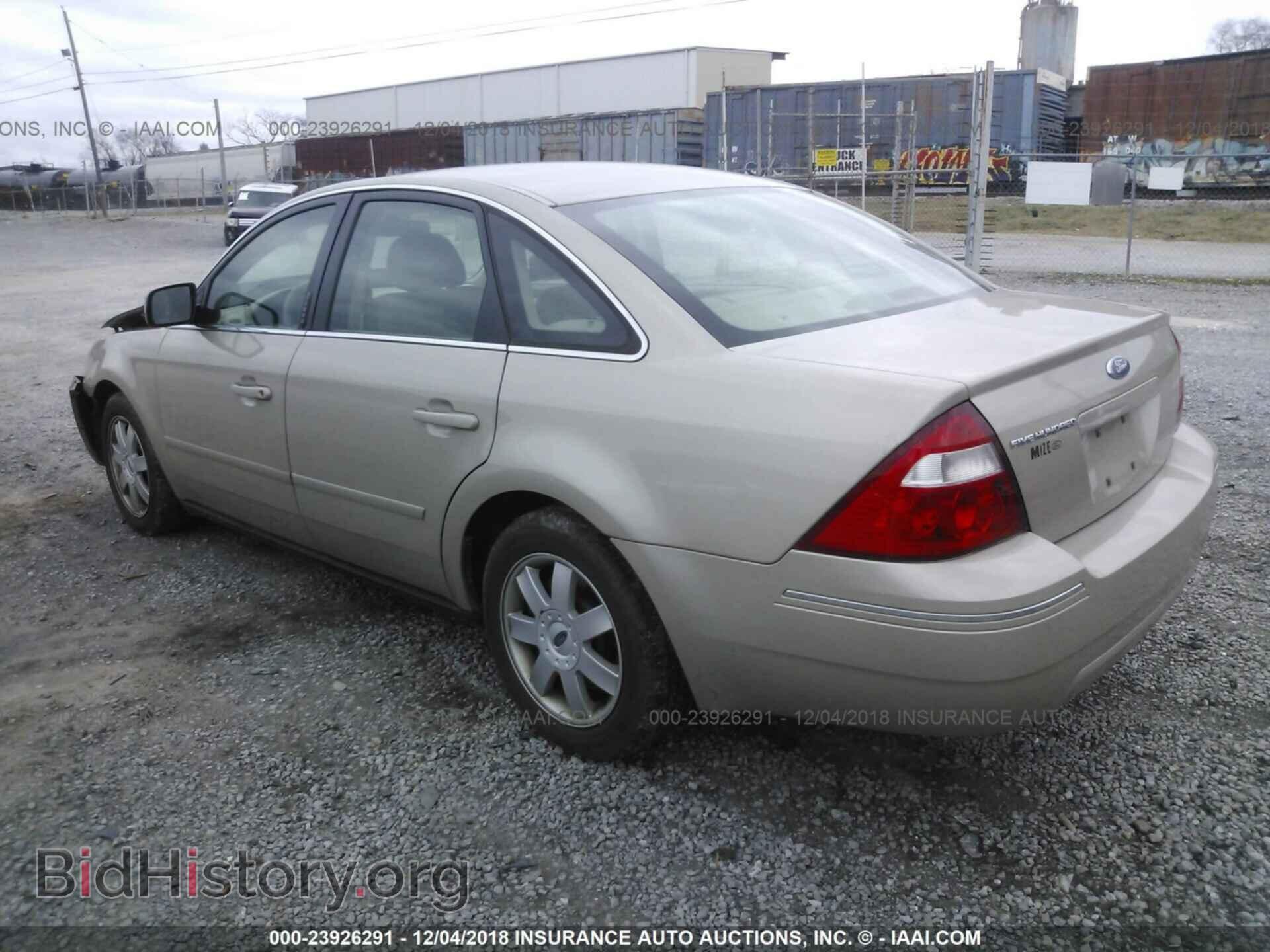 2005 FORD FIVE HUNDRED - VIN: 1FAFP23145G203564 - Фото 3