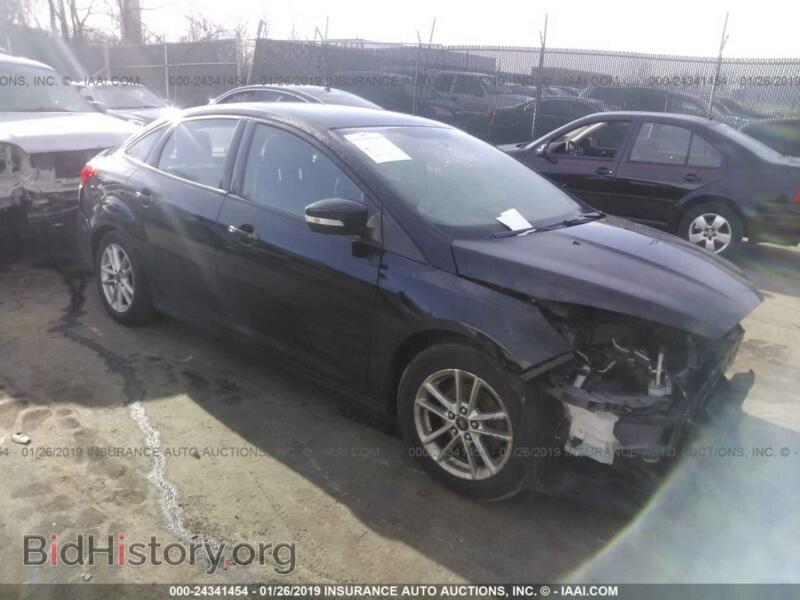 2016 Ford FOCUS (VIN 1FADP3F20GL236279) — photo 1 of 10, IAAI, damage: front end
