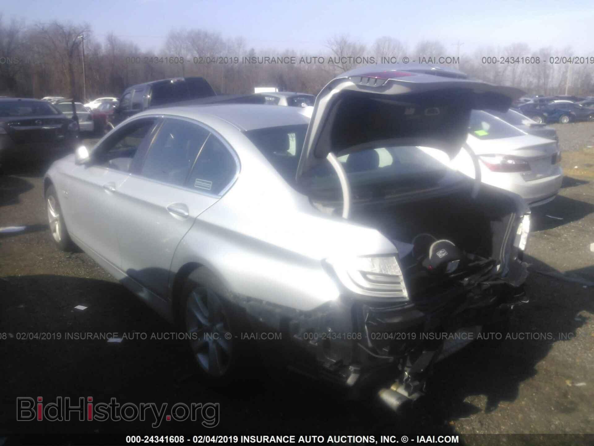 2012 BMW 528 - VIN: WBAXH5C59CDW07987 - Фото 3