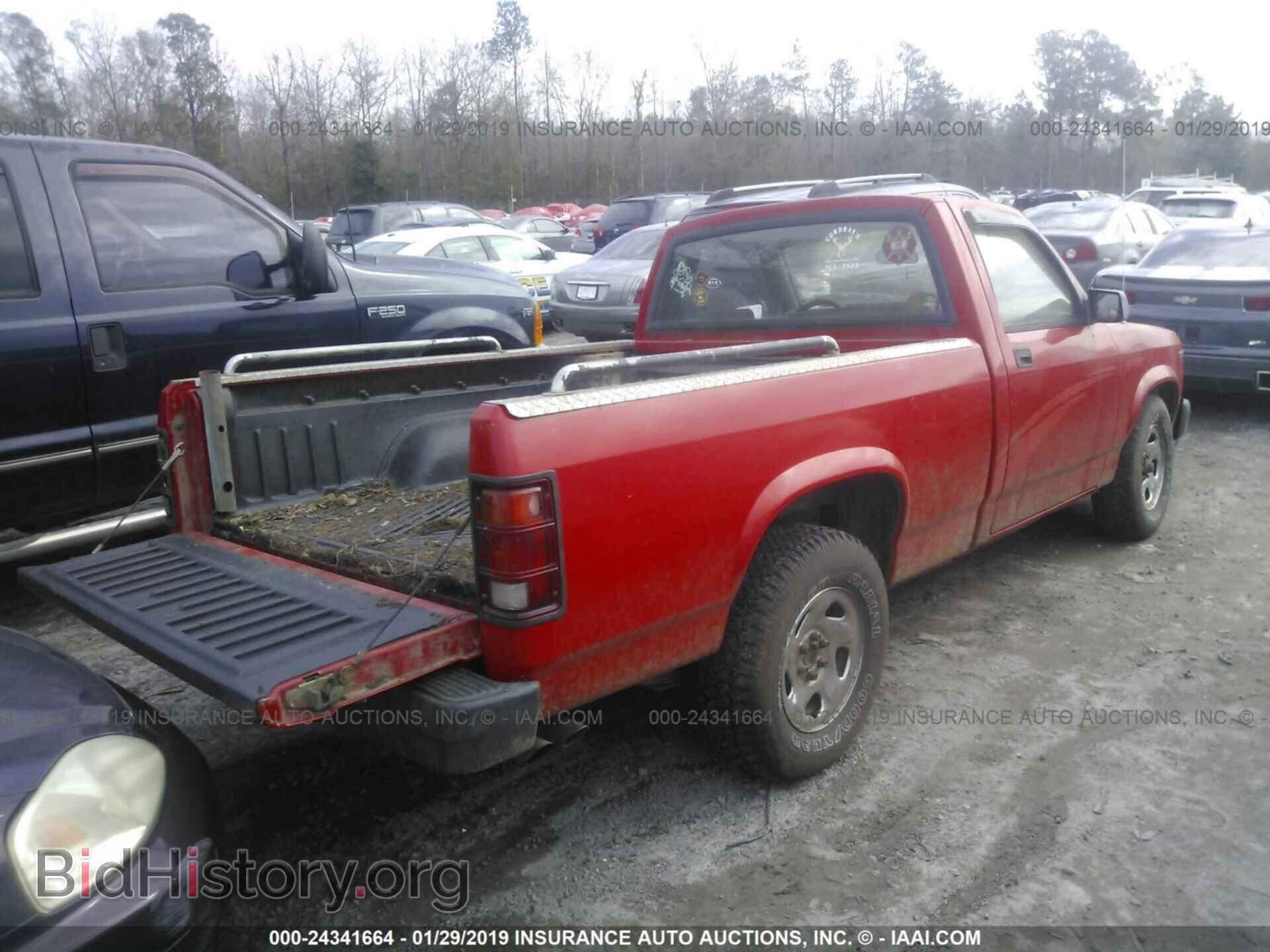 1996 DODGE DAKOTA - VIN: 1B7FL26X4TW710196 - Фото 4