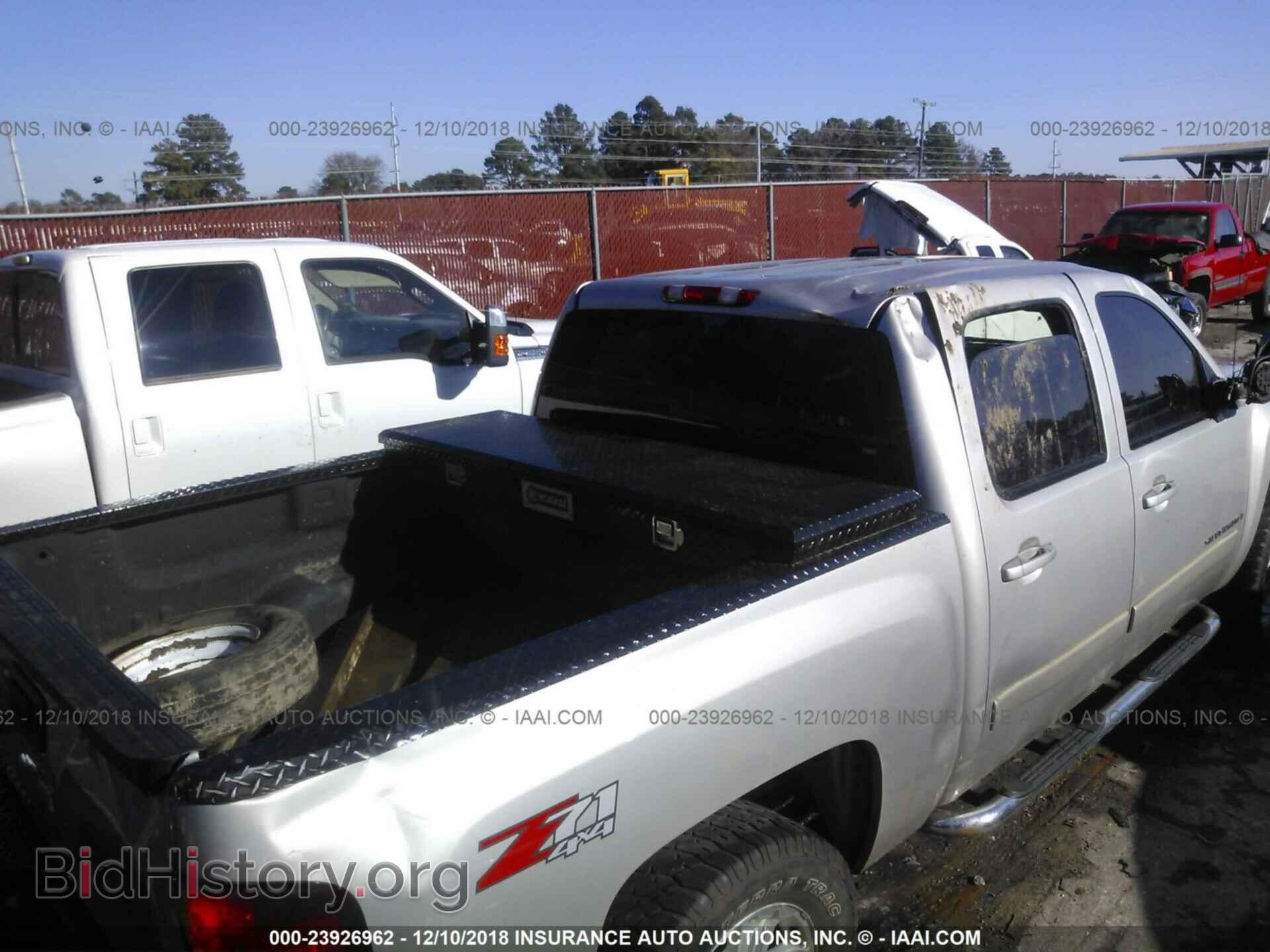 2007 CHEVROLET SILVERADO - VIN: 2GCEK13M171521232 - Фото 6