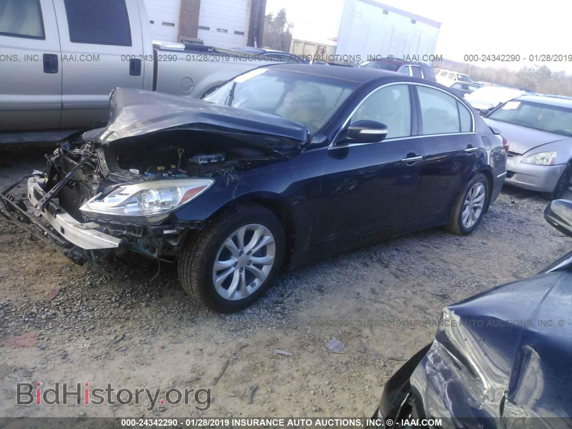 2013 HYUNDAI GENESIS - VIN: KMHGC4DD4DU252158 - Фото 2