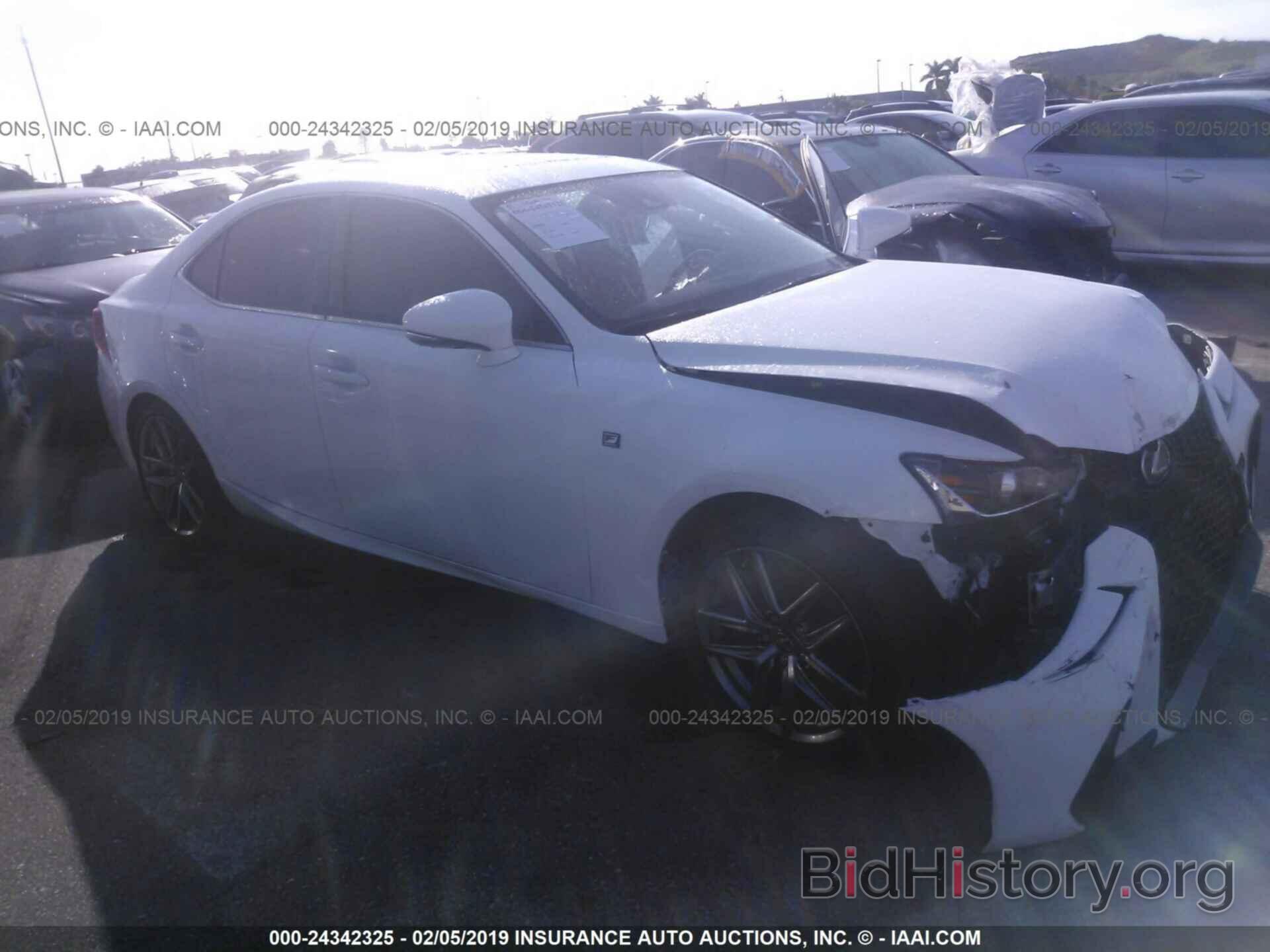 Photo JTHBA1D25H5044340 - LEXUS IS 2017