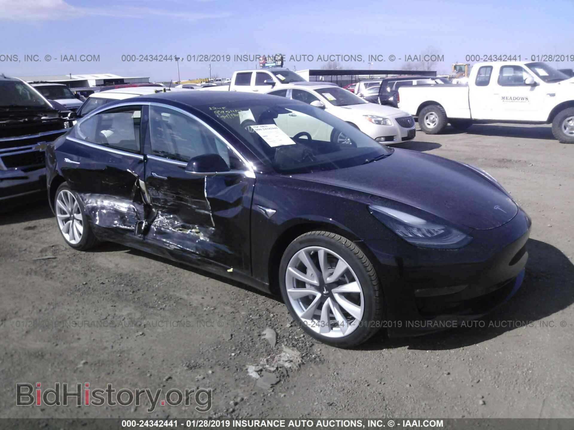 Фотография 5YJ3E1EA9JF177851 - TESLA MODEL 3 2018