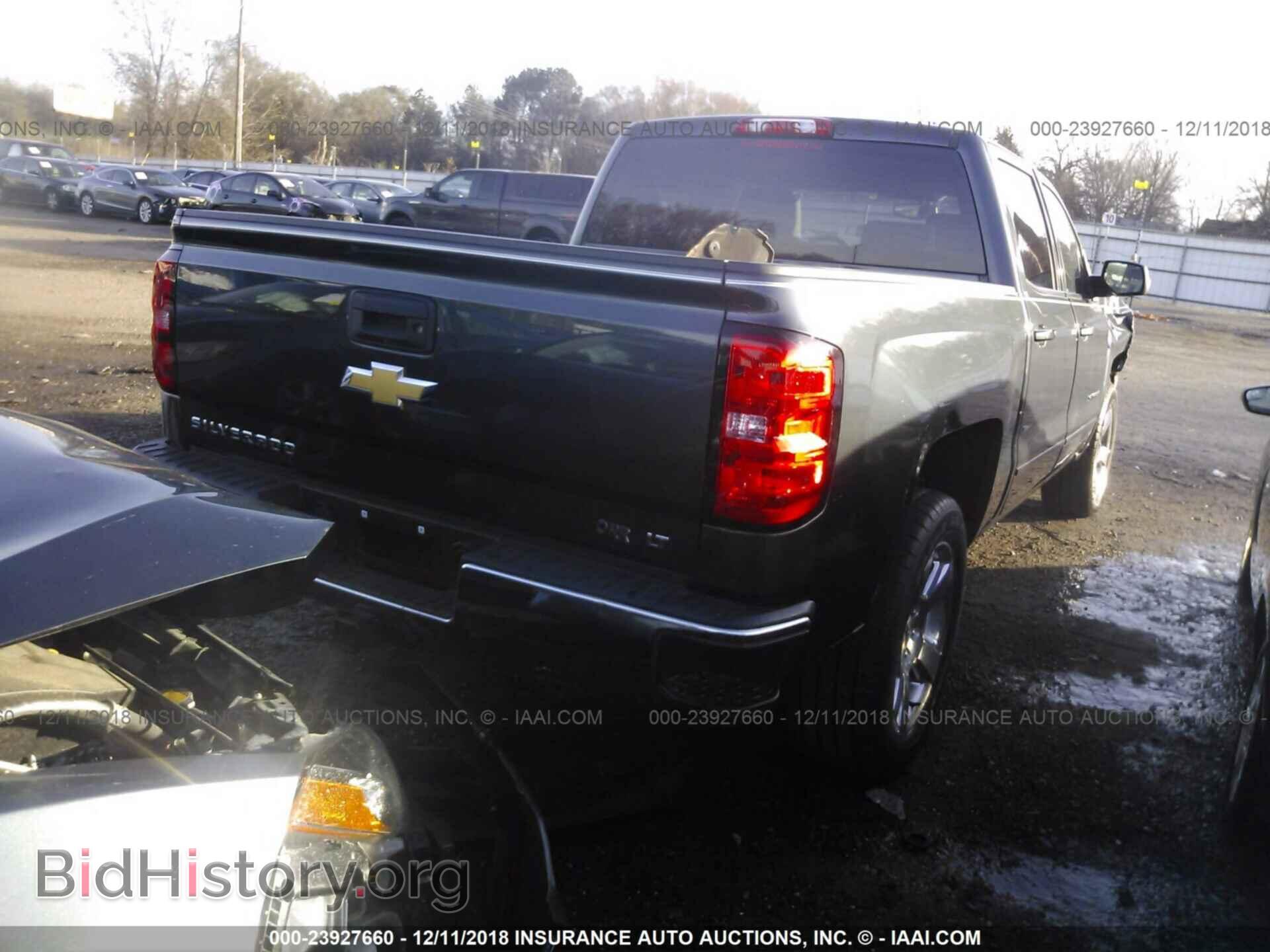 2017 CHEVROLET SILVERADO - VIN: 3GCUKREC1HG324407 - Фото 4