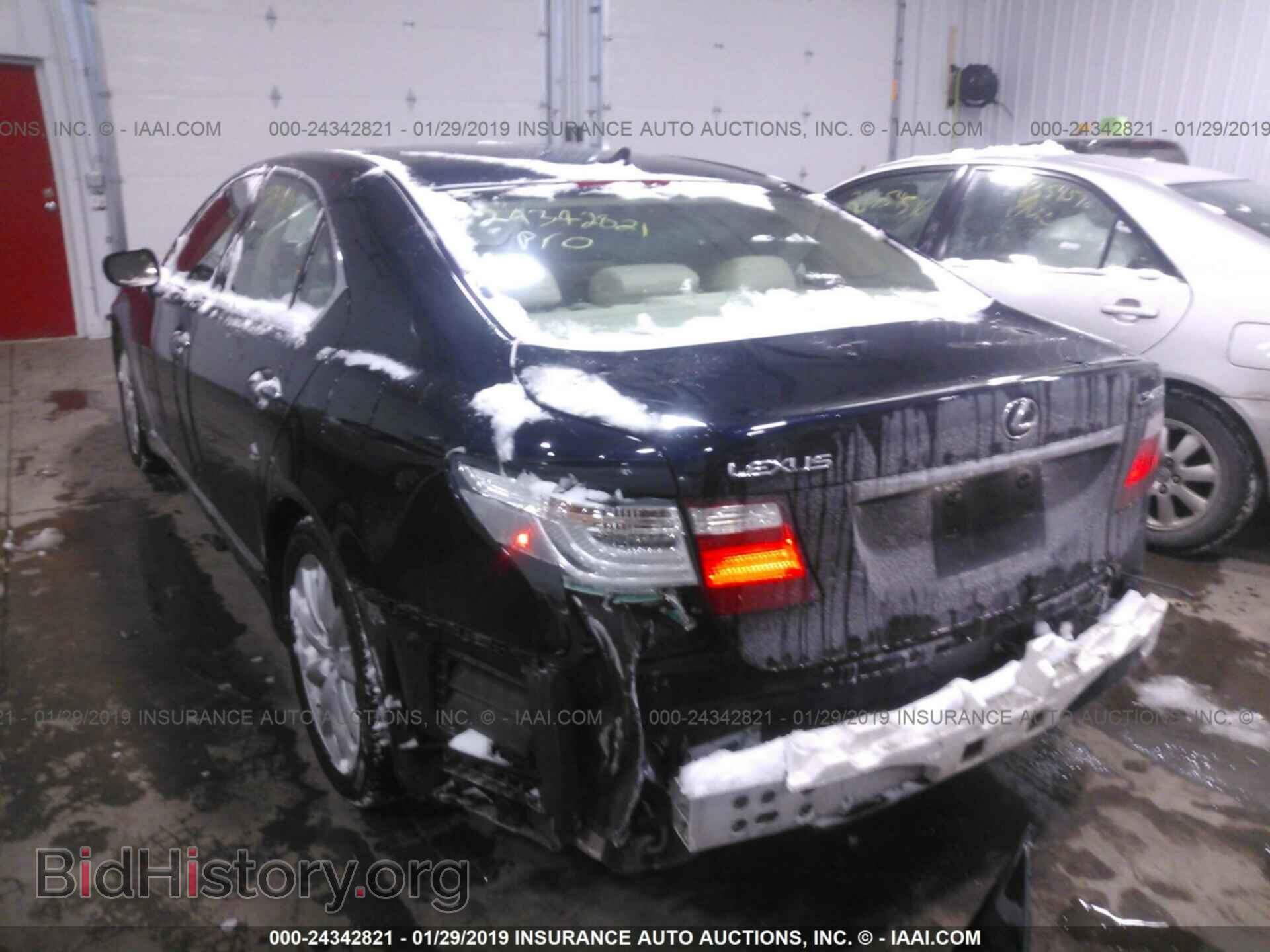 2008 LEXUS LS - VIN: JTHBL46FX85053756 - Фото 3