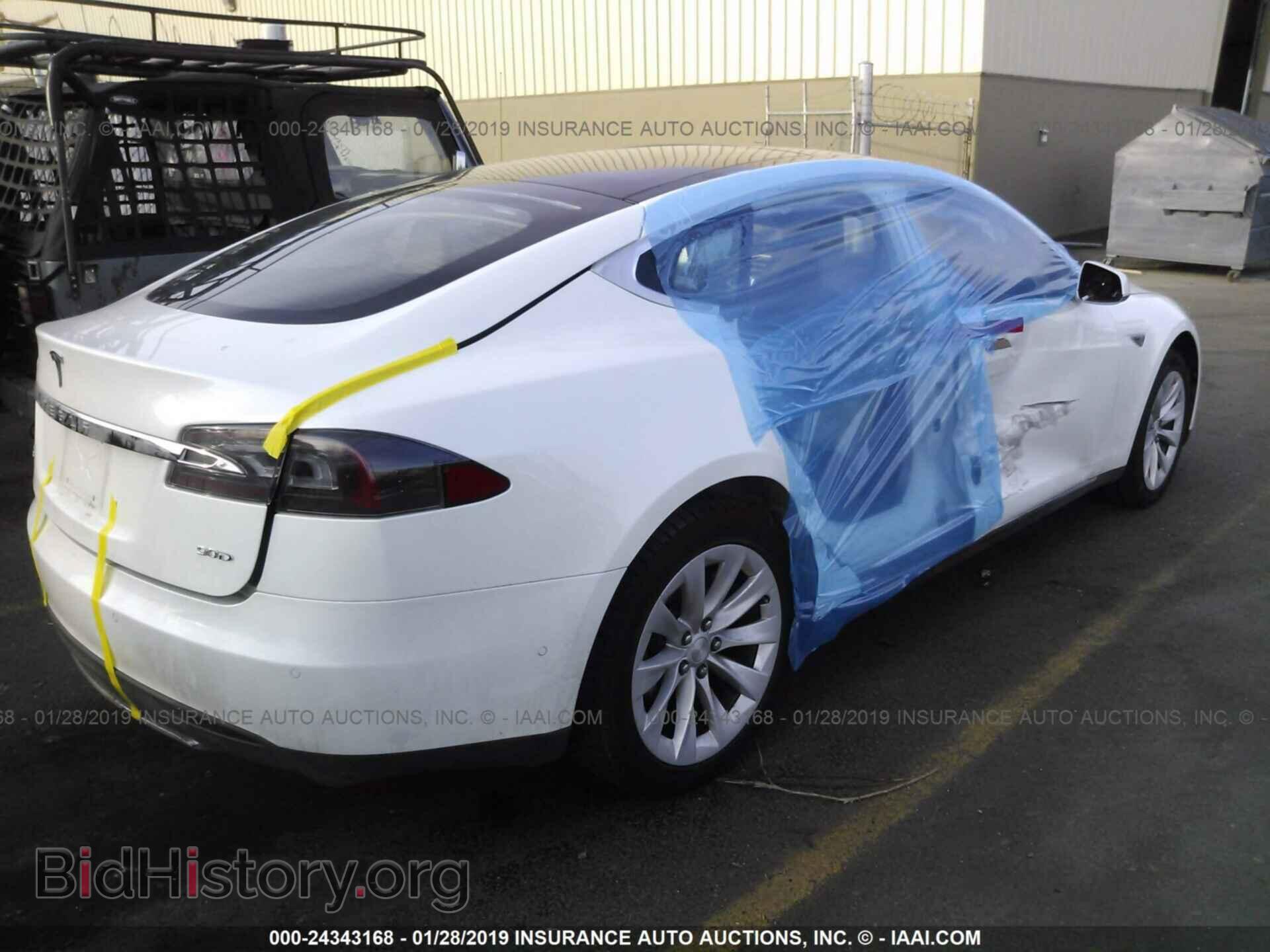 2016 TESLA MODEL S - VIN: 5YJSA1E28GF132621 - Photo 4