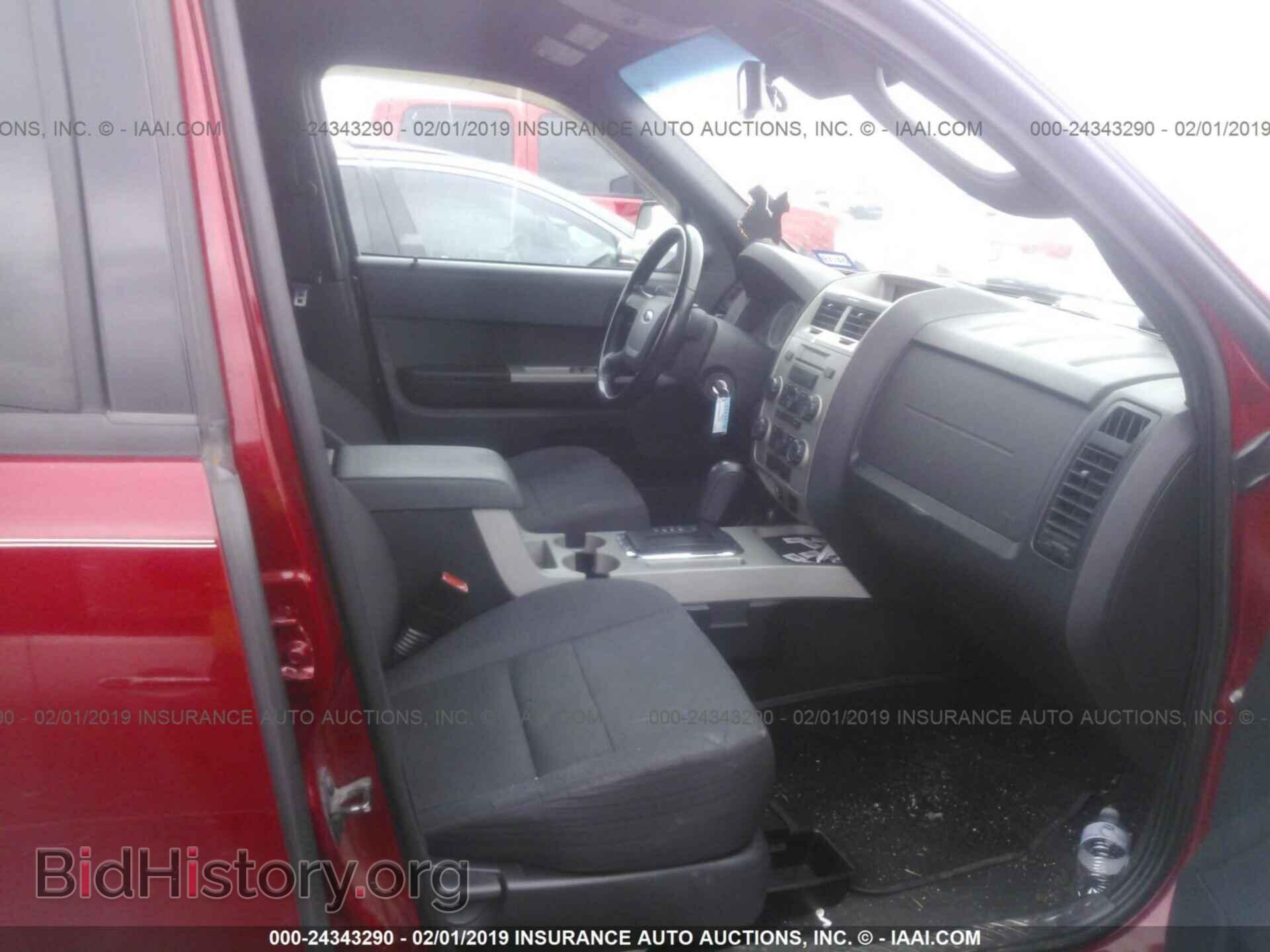 2011 FORD ESCAPE - VIN: 1FMCU0DG8BKA09220 - Photo 5