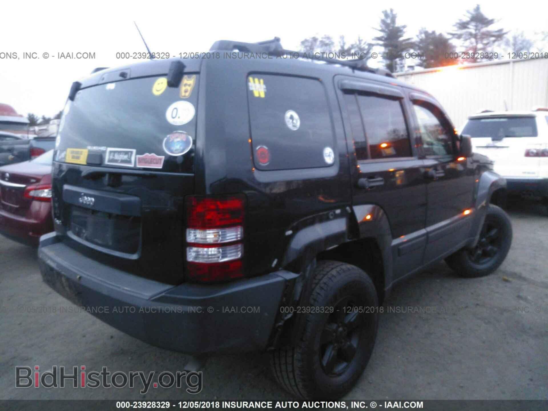 2011 JEEP LIBERTY - VIN: 1J4PN2GK3BW569390 - Фото 4