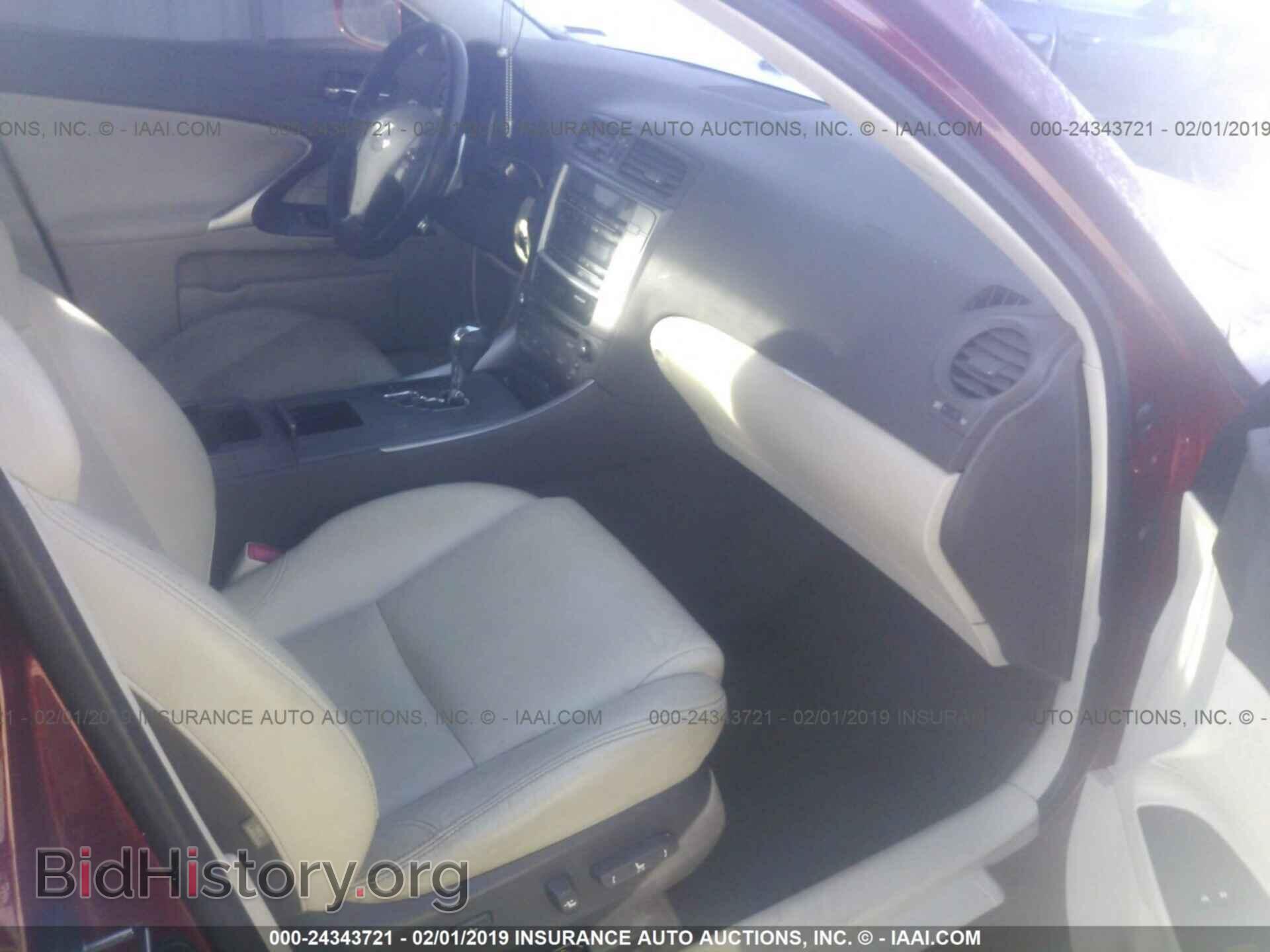 2010 LEXUS IS - VIN: JTHBF5C21A5111631 - Photo 5