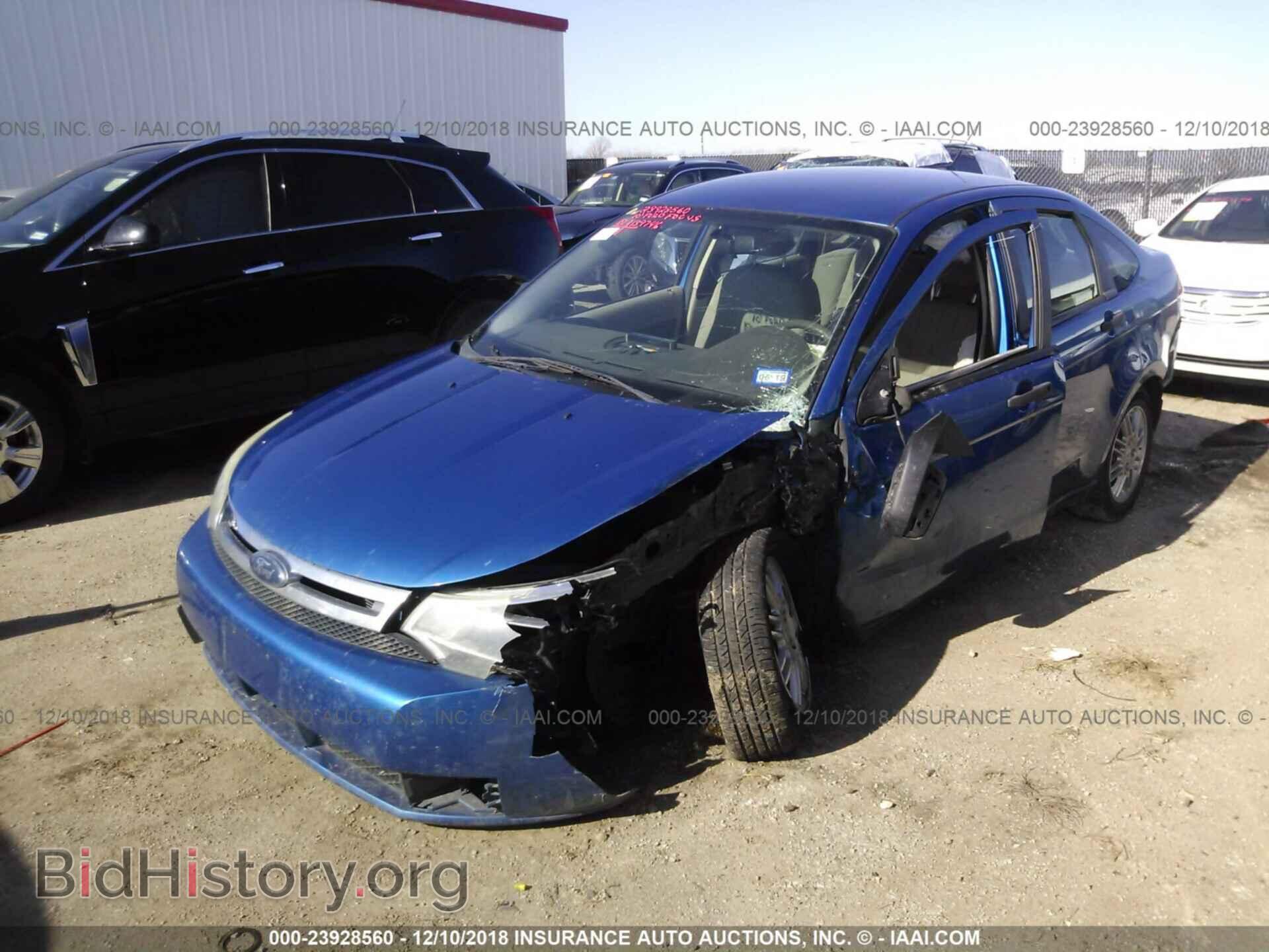 2010 FORD FOCUS - VIN: 1FAHP3FN4AW242930 - Photo 2