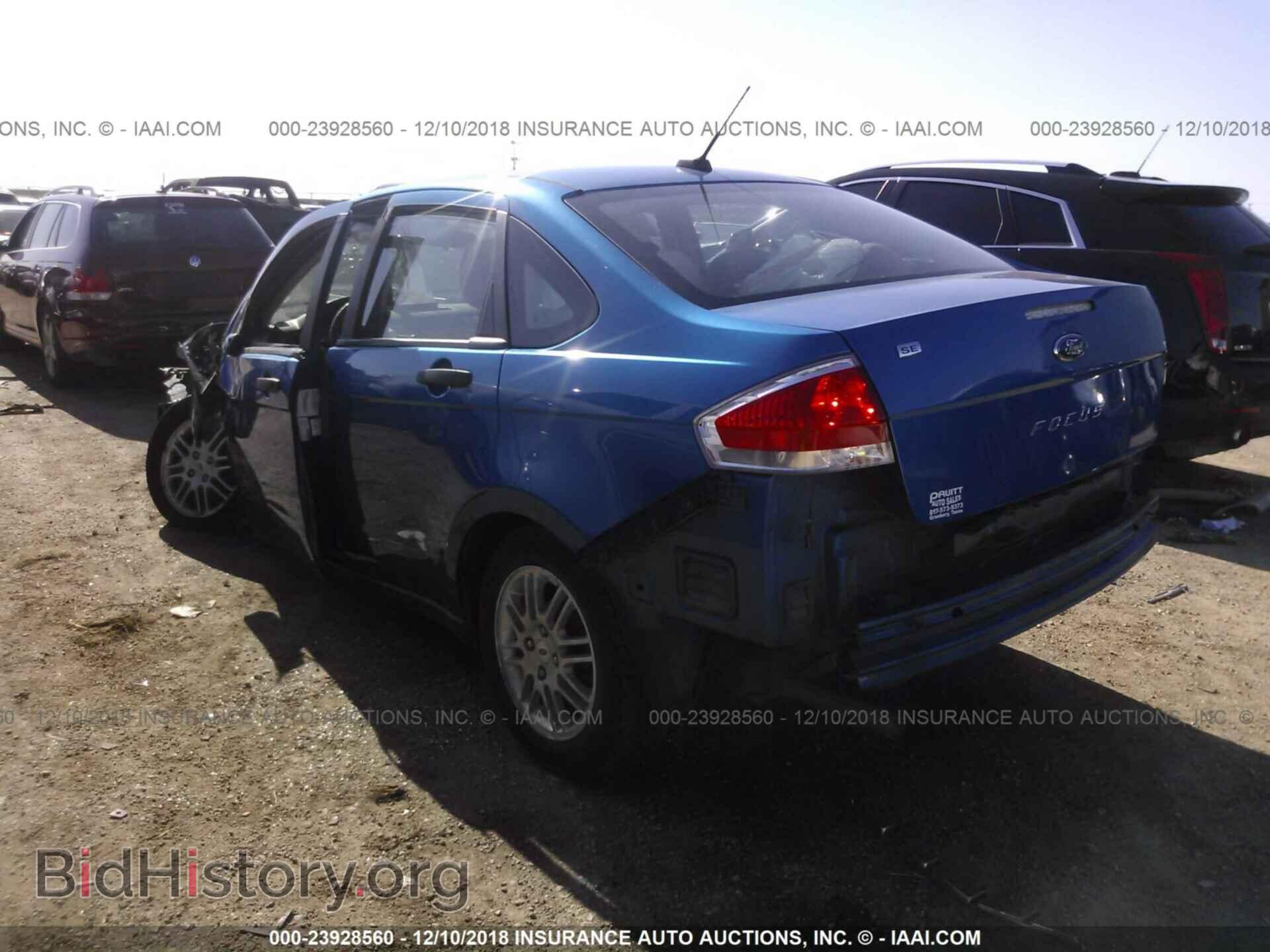 2010 FORD FOCUS - VIN: 1FAHP3FN4AW242930 - Photo 3