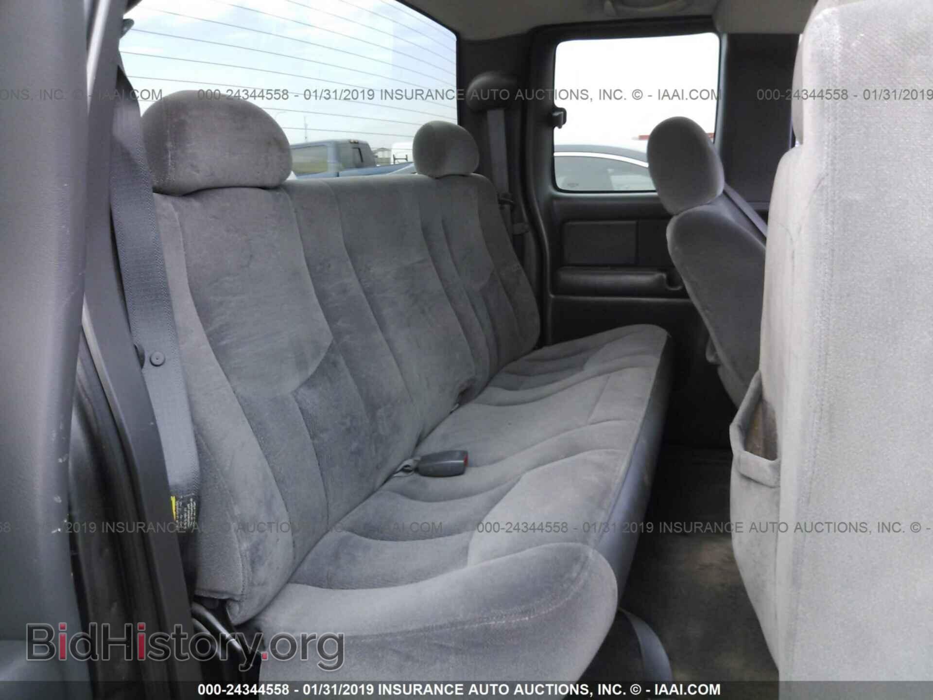 2003 GMC NEW SIERRA - VIN: 2GTEC19V831376746 - Фото 8