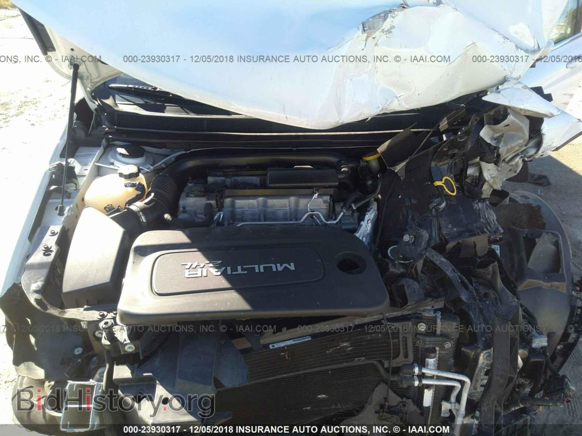 2016 CHRYSLER 200 - VIN: 1C3CCCAB4GN152743 - Фото 10
