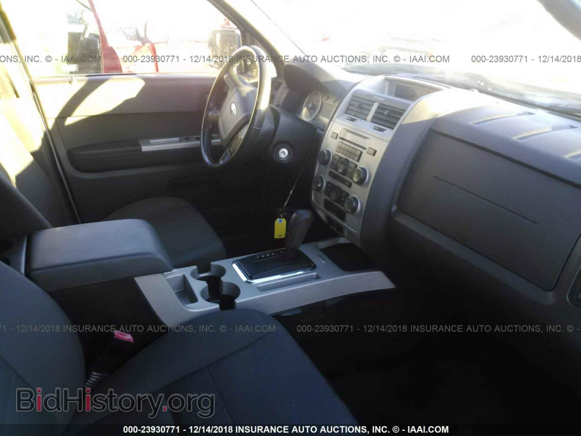 2011 FORD ESCAPE - VIN: 1FMCU0D76BKC41413 - Photo 5