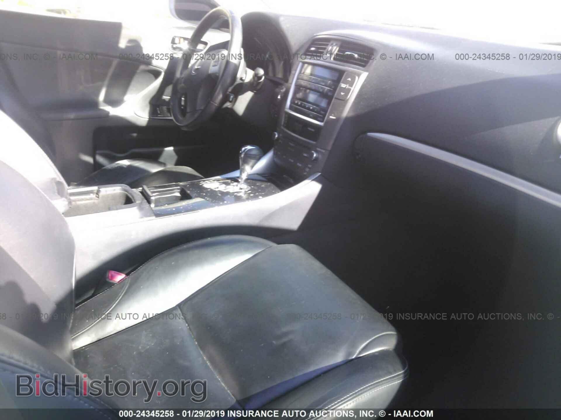 2011 LEXUS IS - VIN: JTHBF5C23B5140565 - Photo 5