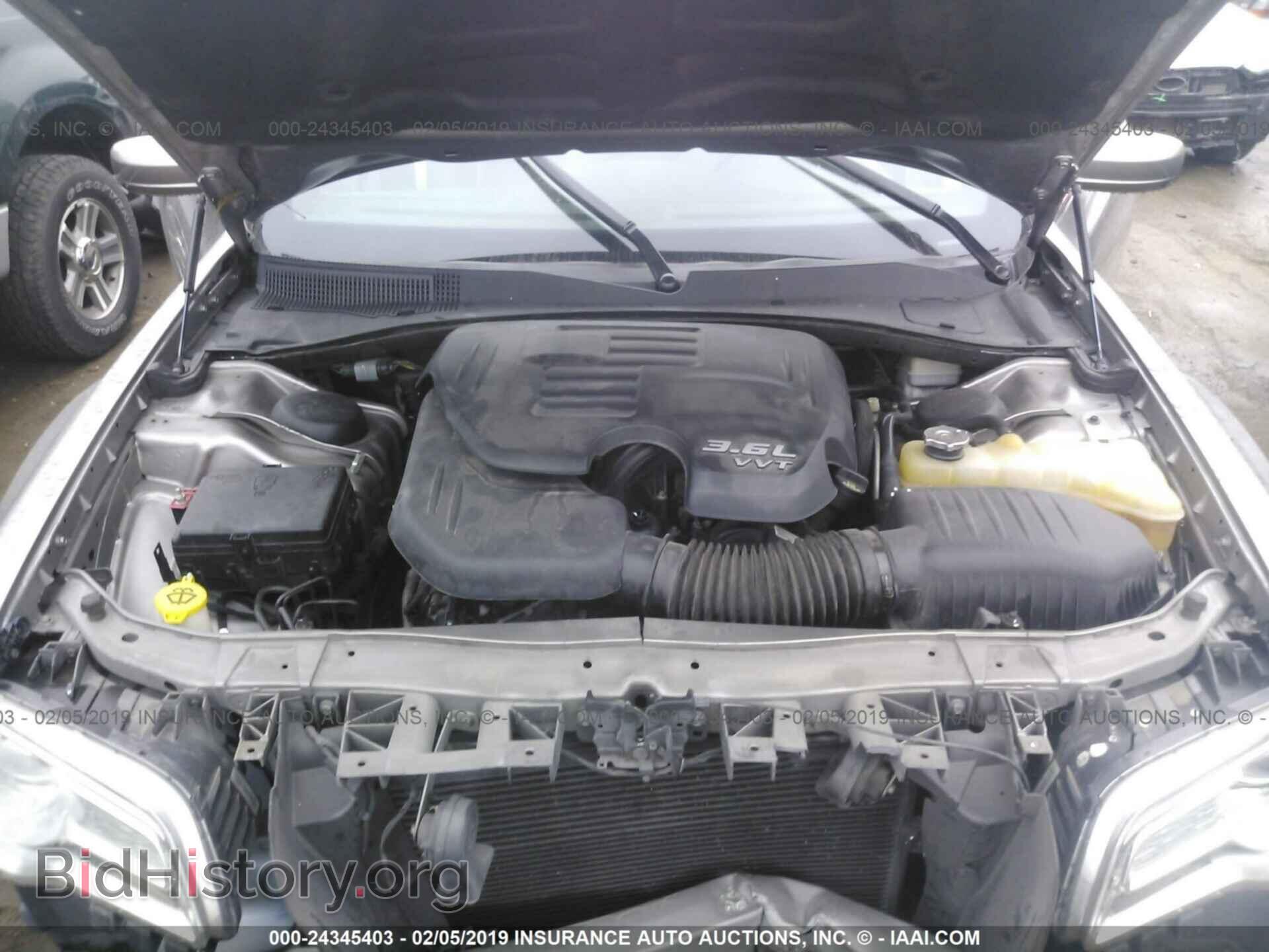2014 CHRYSLER 300 - VIN: 2C3CCAAG1EH178965 - Фото 10