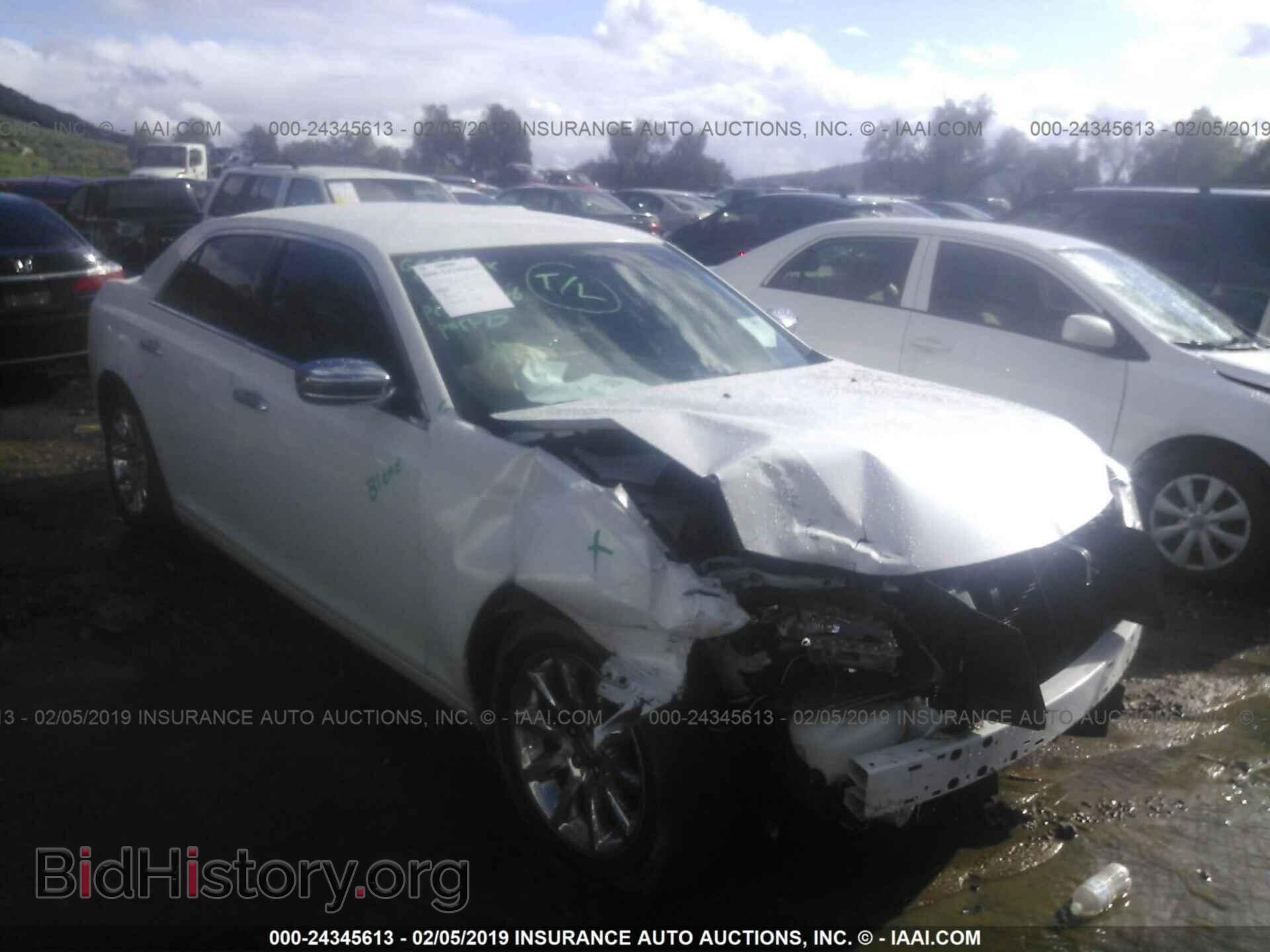 Фотография 2C3CCACG6CH165607 - Chrysler 300 2012