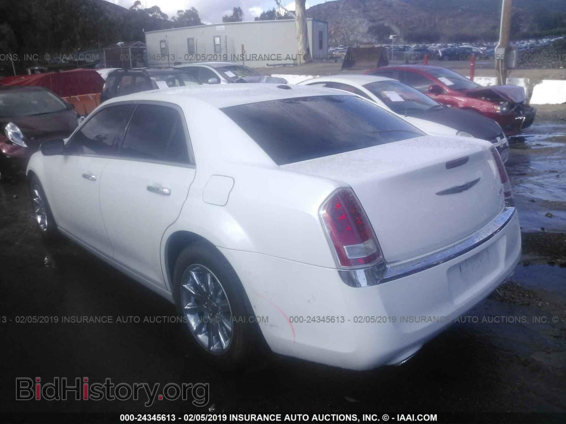 2012 Chrysler 300 - VIN: 2C3CCACG6CH165607 - Фото 3