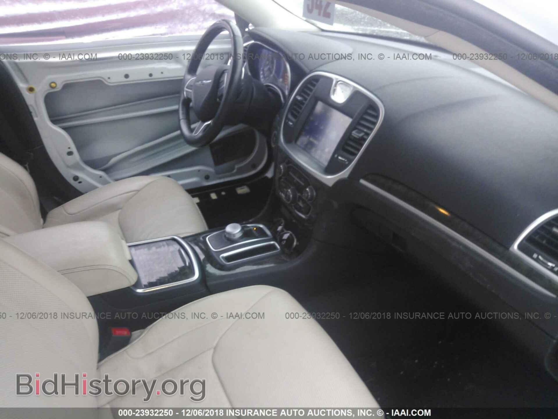 2015 CHRYSLER 300C - VIN: 2C3CCAETXFH766971 - Фото 5