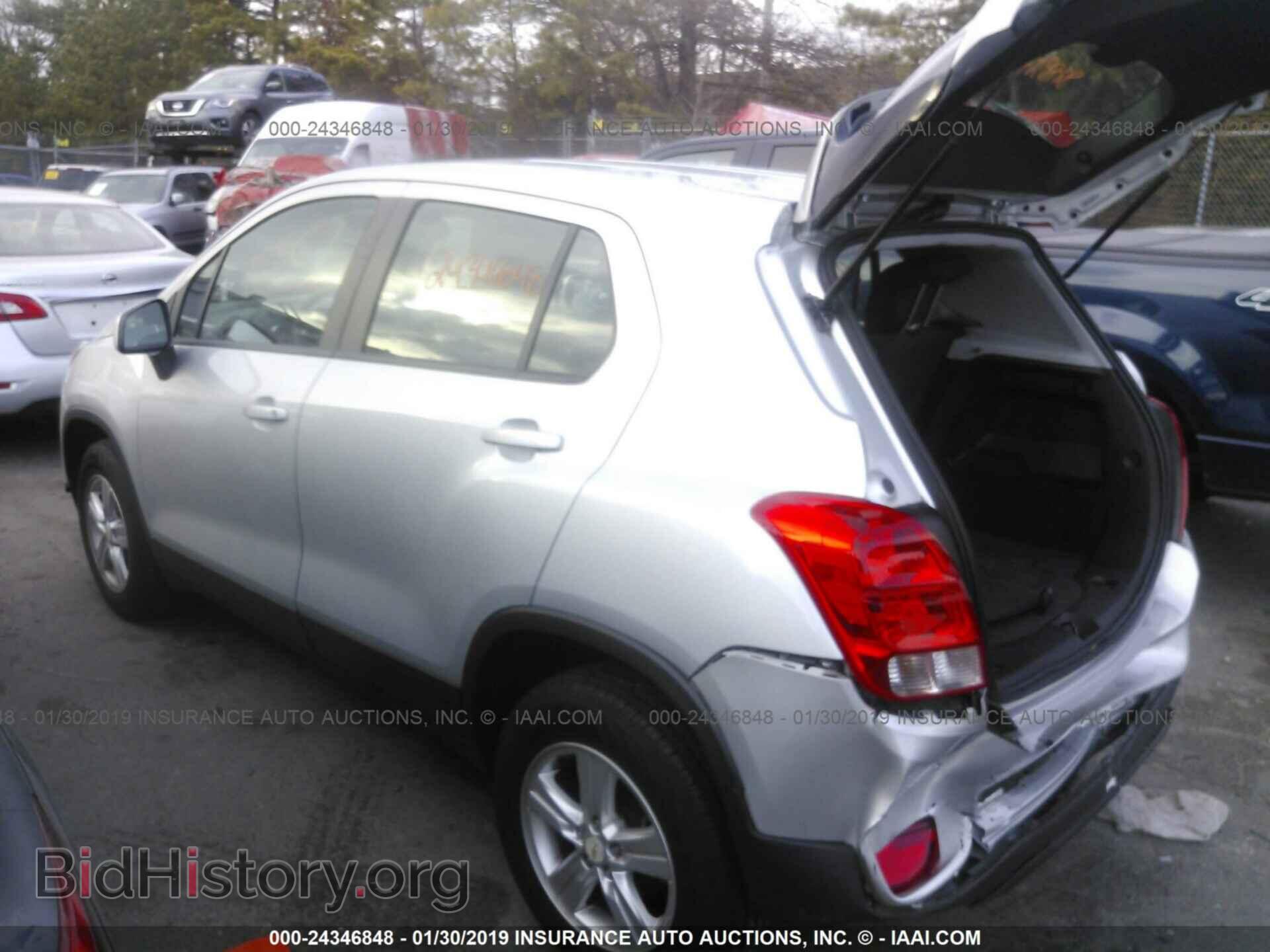 2017 CHEVROLET TRAX - VIN: 3GNCJNSB7HL194778 - Фото 3