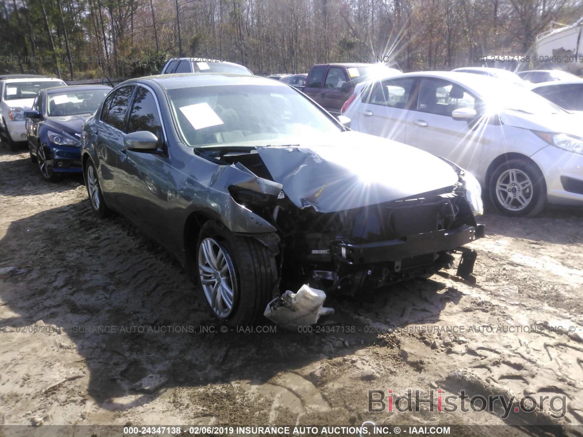 Photo JN1DV6AP8BM600037 - INFINITI G25 2011