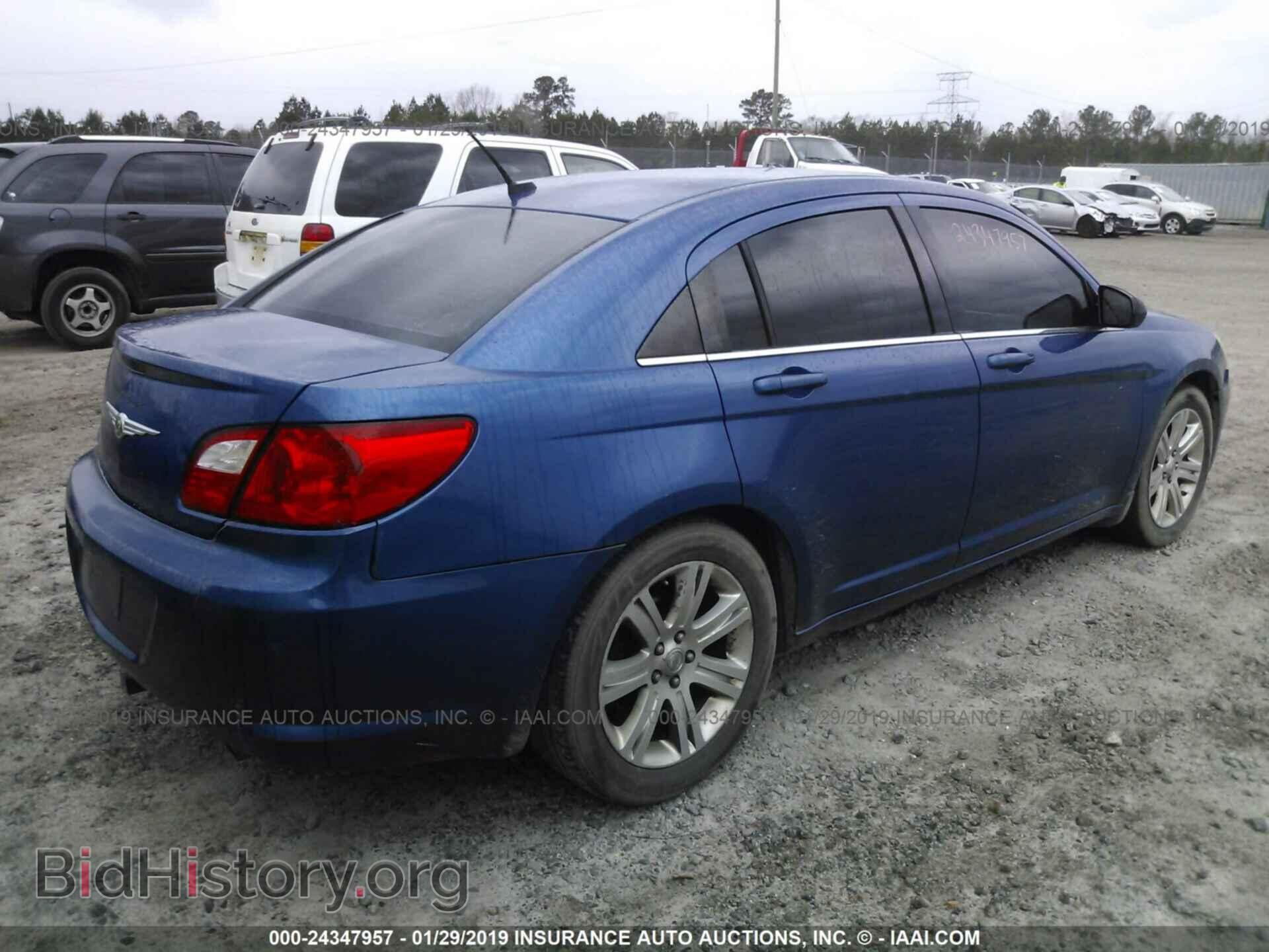 2010 CHRYSLER SEBRING - VIN: 1C3CC5FV1AN109306 - Фото 4