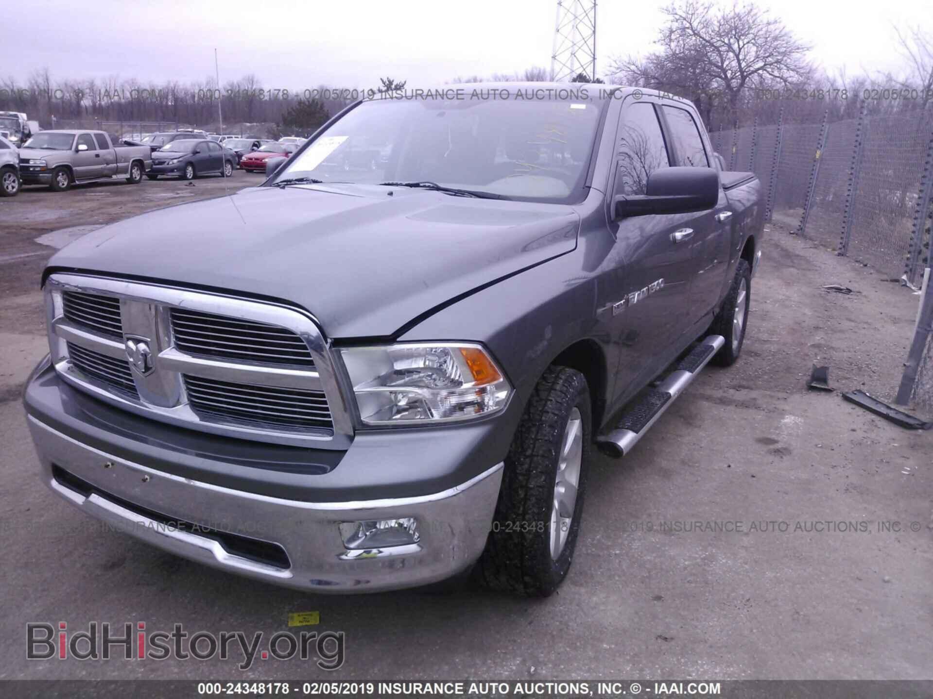 2011 DODGE RAM 1500 - VIN: 1D7RV1CTXBS665067 - Фото 2