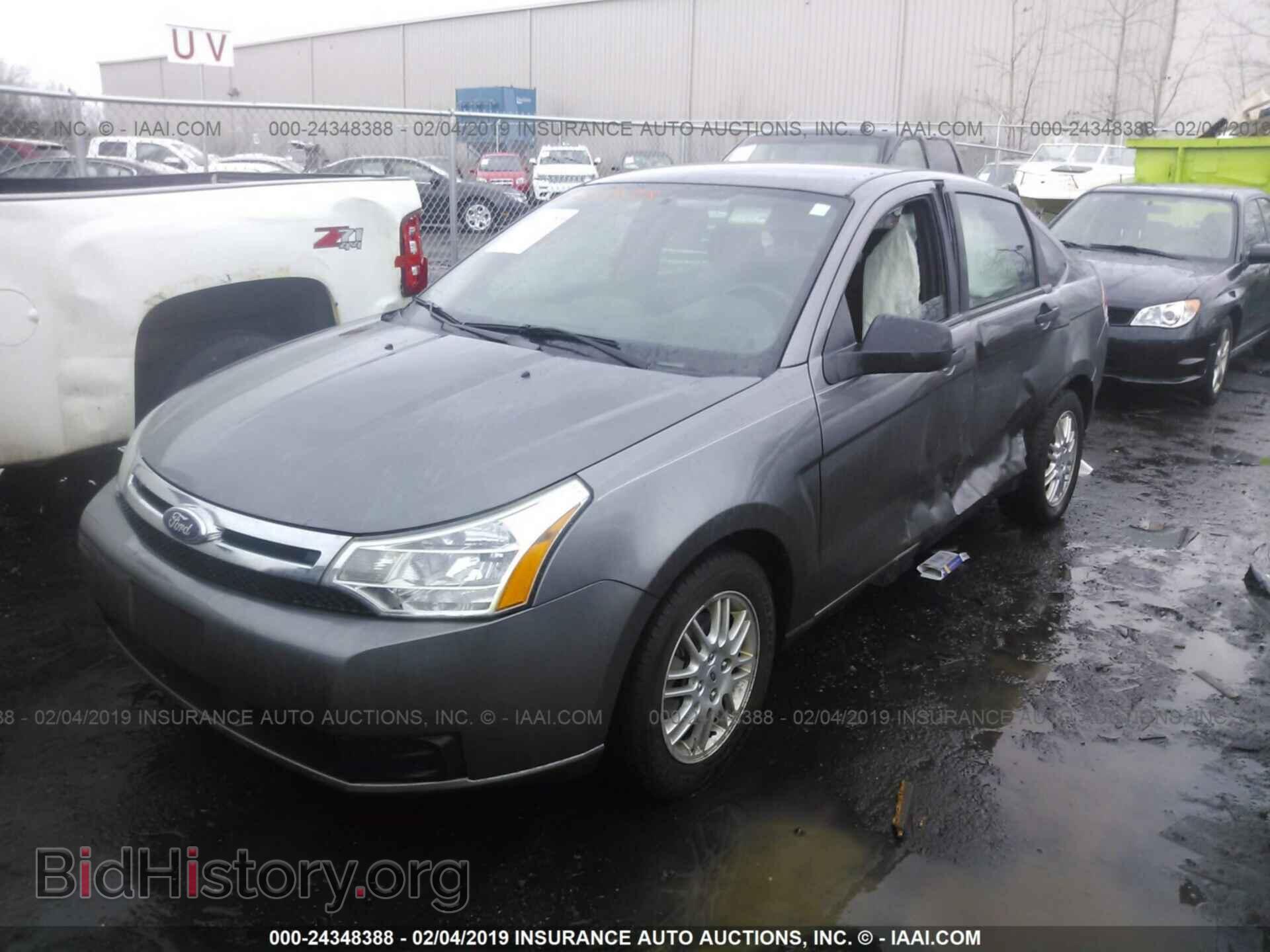 2011 FORD FOCUS - VIN: 1FAHP3FN7BW130074 - Photo 2