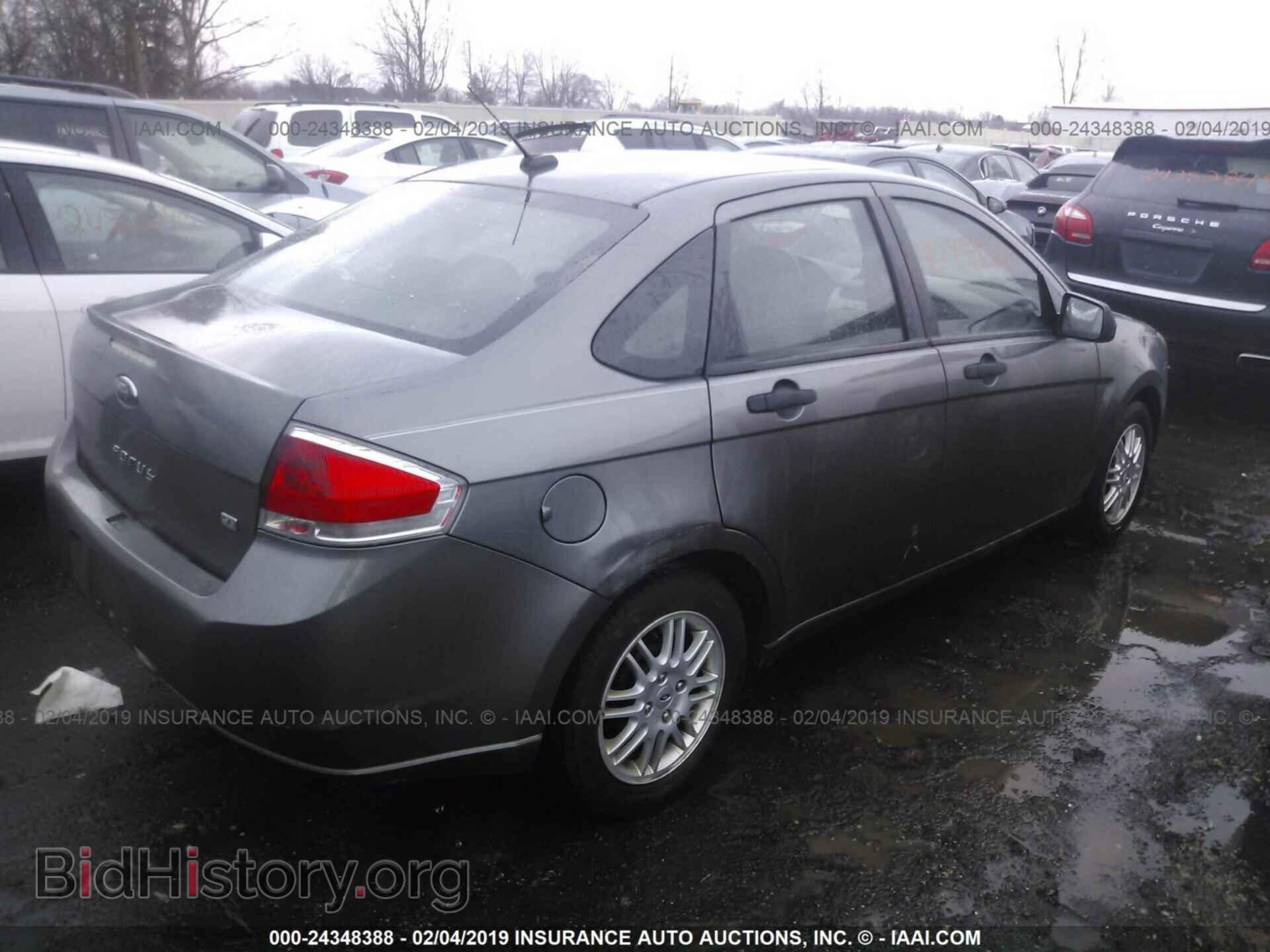 2011 FORD FOCUS - VIN: 1FAHP3FN7BW130074 - Photo 4