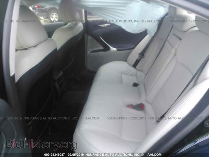 2010 Lexus IS (VIN JTHBF5C21A5125738) — photo 8 of 10