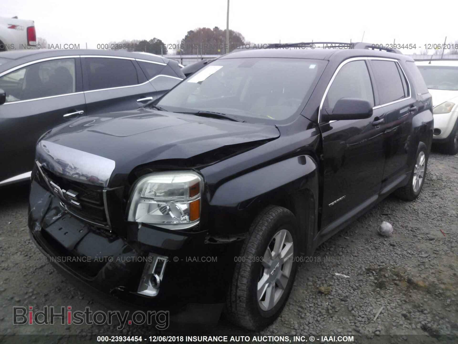2011 GMC TERRAIN - VIN: 2CTALSEC0B6440664 - Photo 2