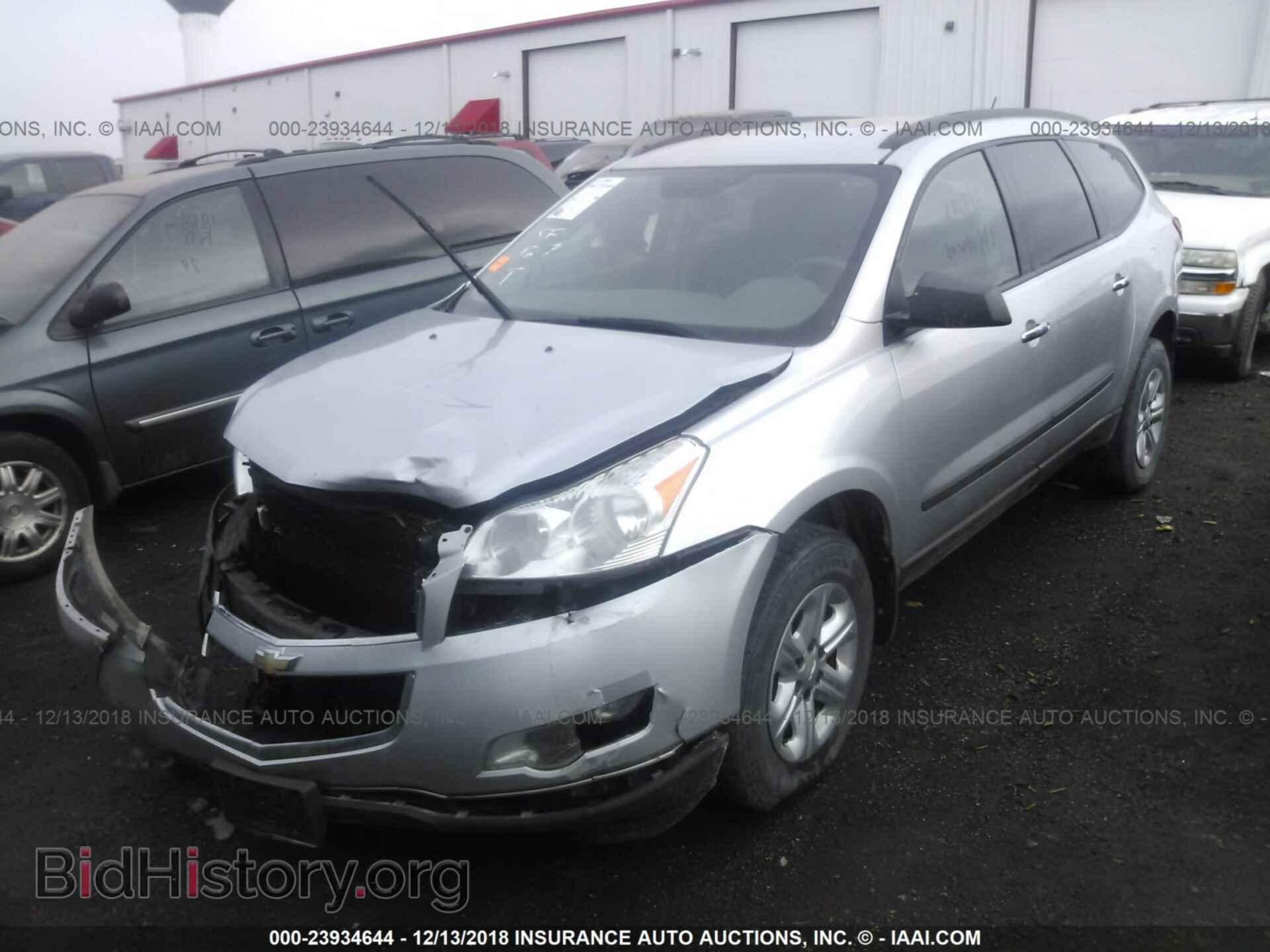 2012 CHEVROLET TRAVERSE - VIN: 1GNKRFED8CJ145788 - Фото 2