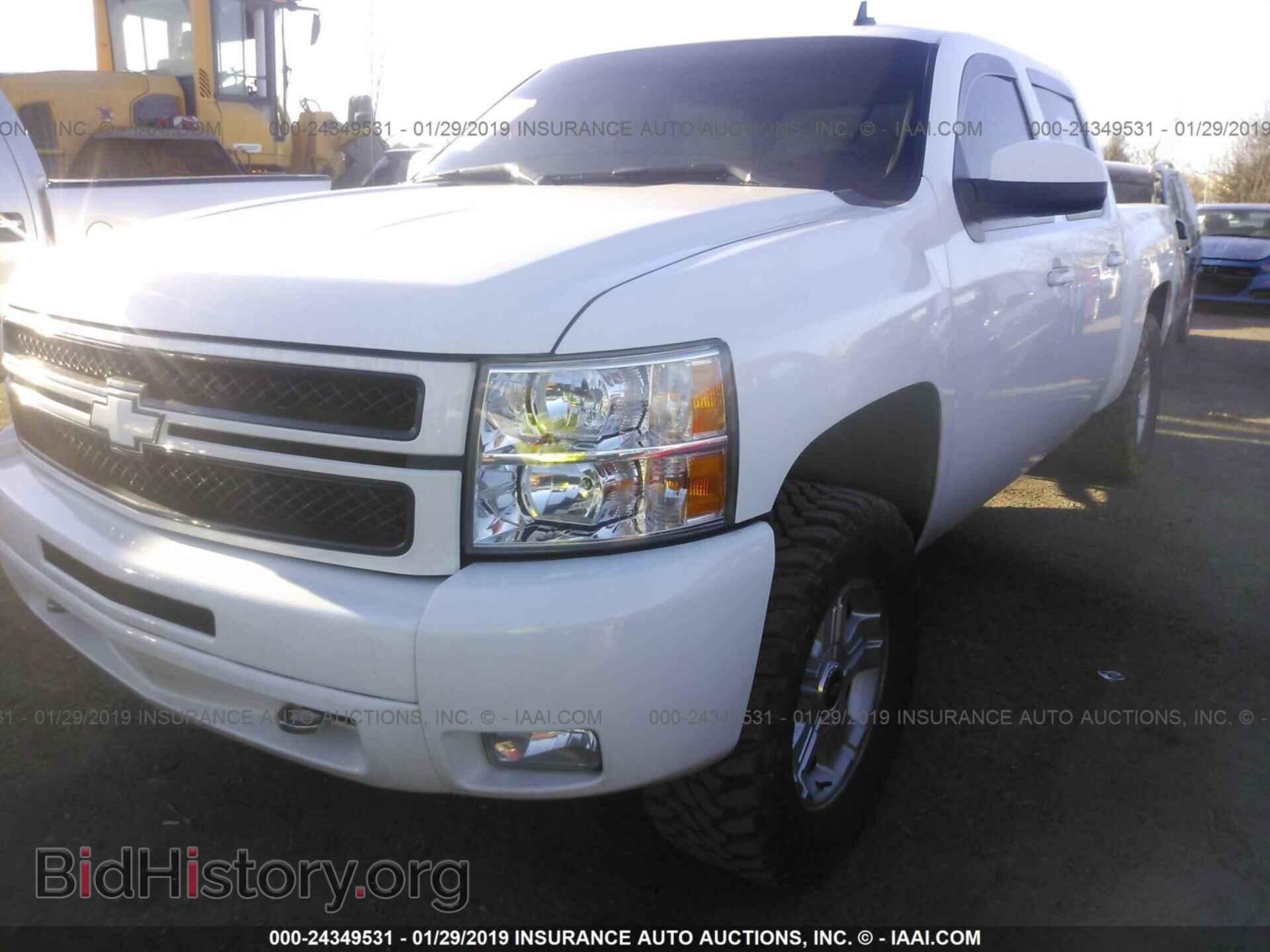 2013 CHEVROLET SILVERADO - VIN: 3GCPKSE71DG191908 - Фото 2