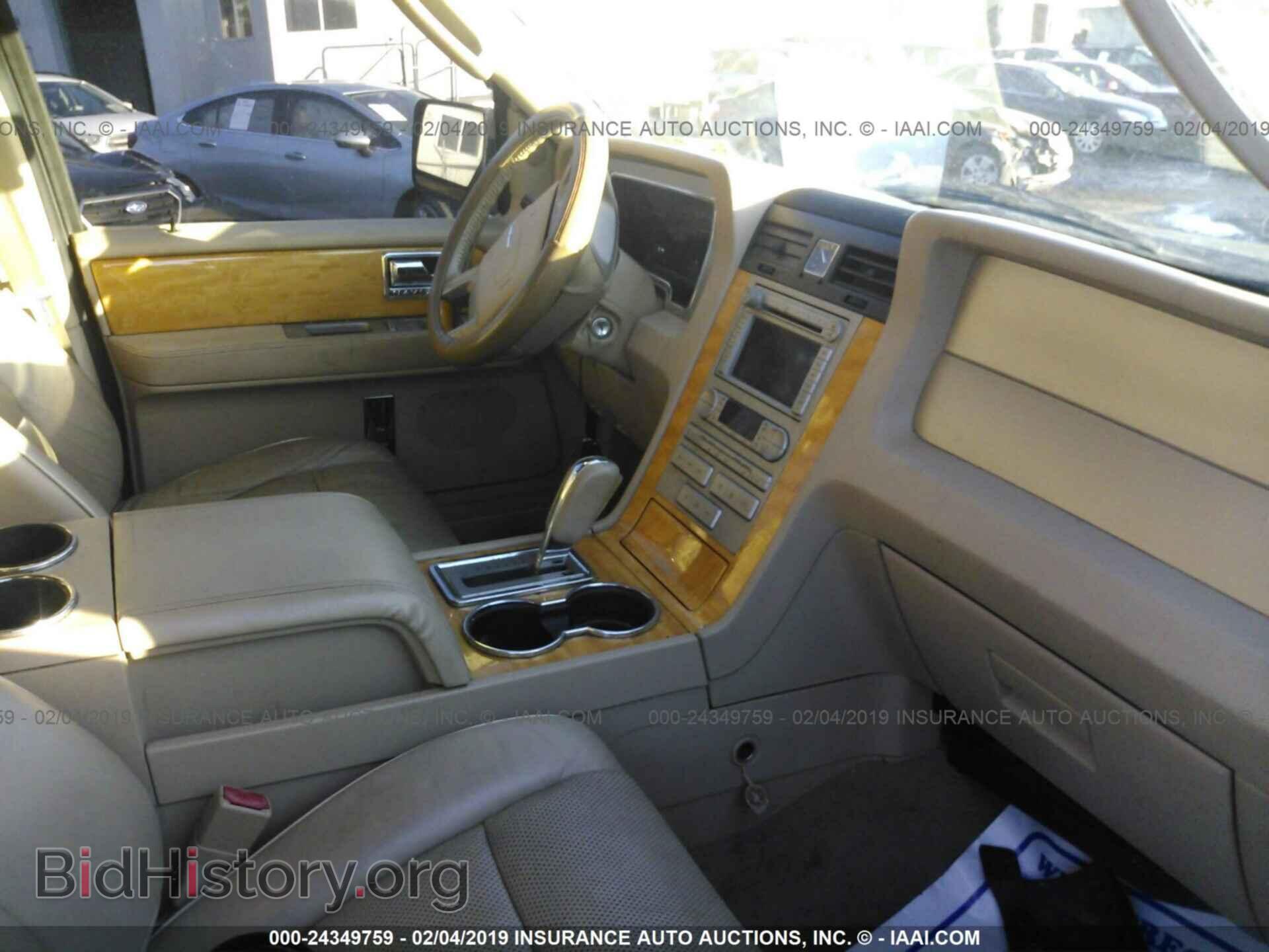 2007 LINCOLN NAVIGATOR - VIN: 5LMFU28567LJ02477 - Фото 5