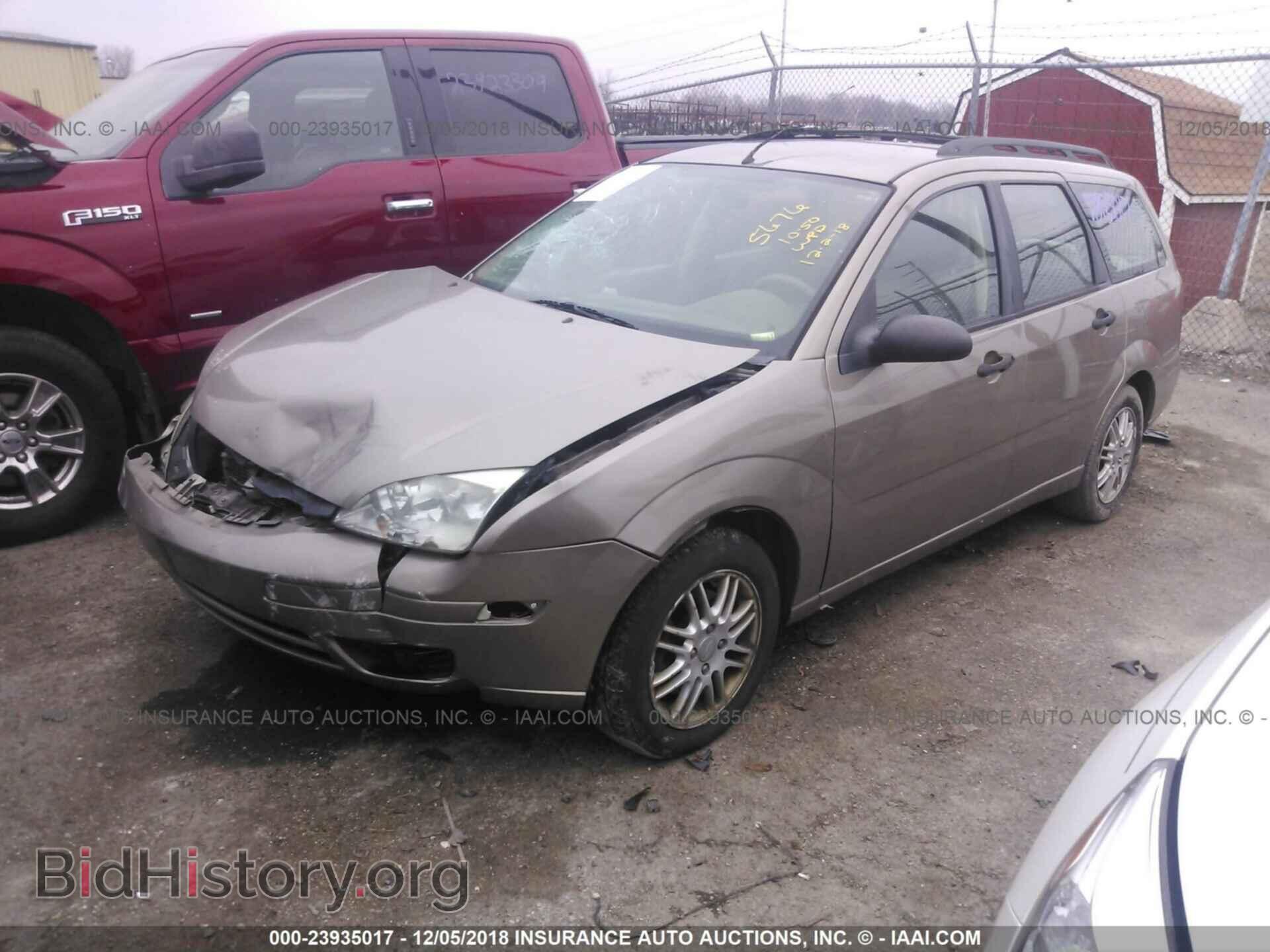 2005 FORD FOCUS - VIN: 1FAFP36N75W165676 - Фото 2