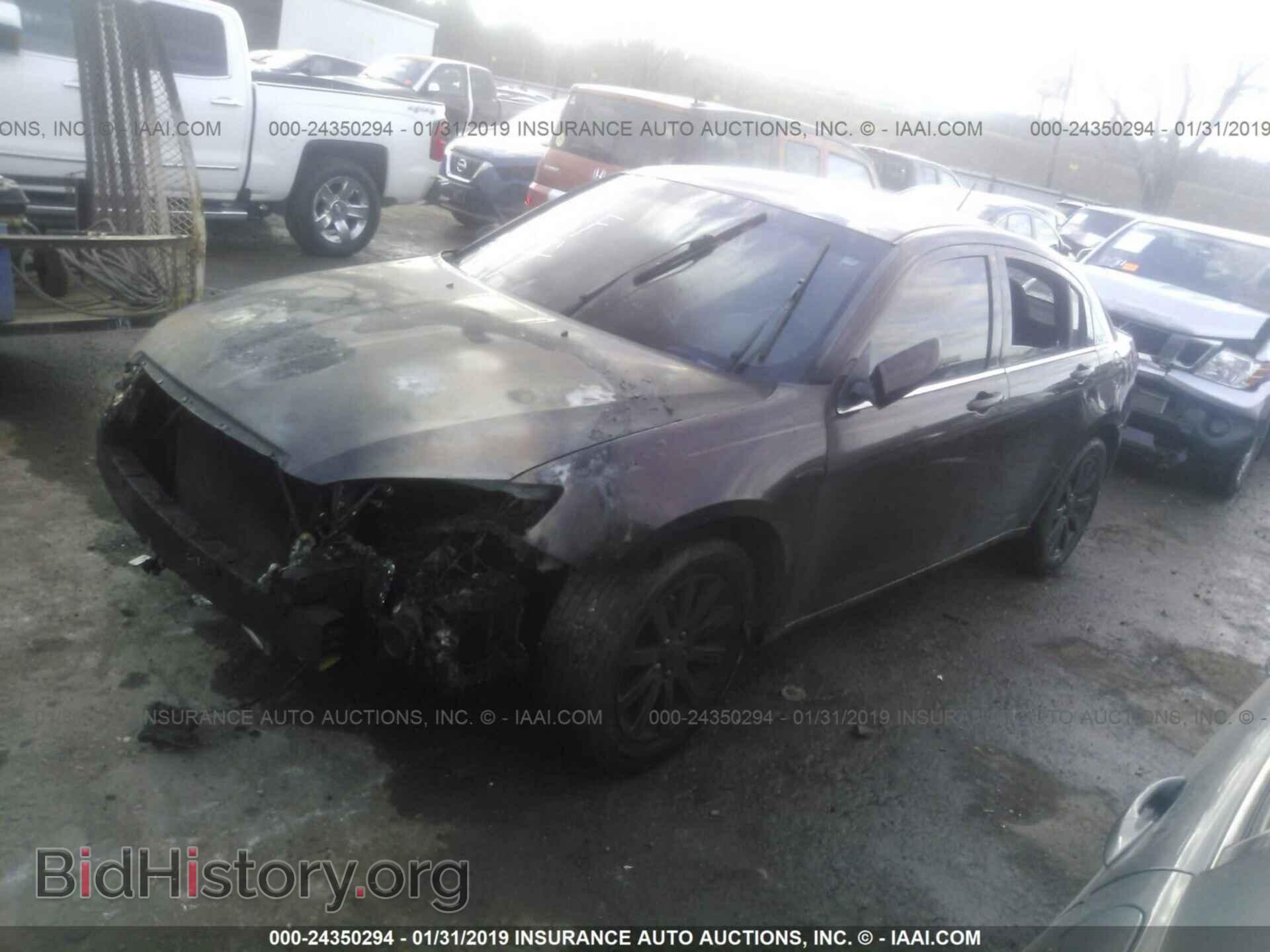 2013 CHRYSLER 200 - VIN: 1C3CCBBB9DN506020 - Photo 2