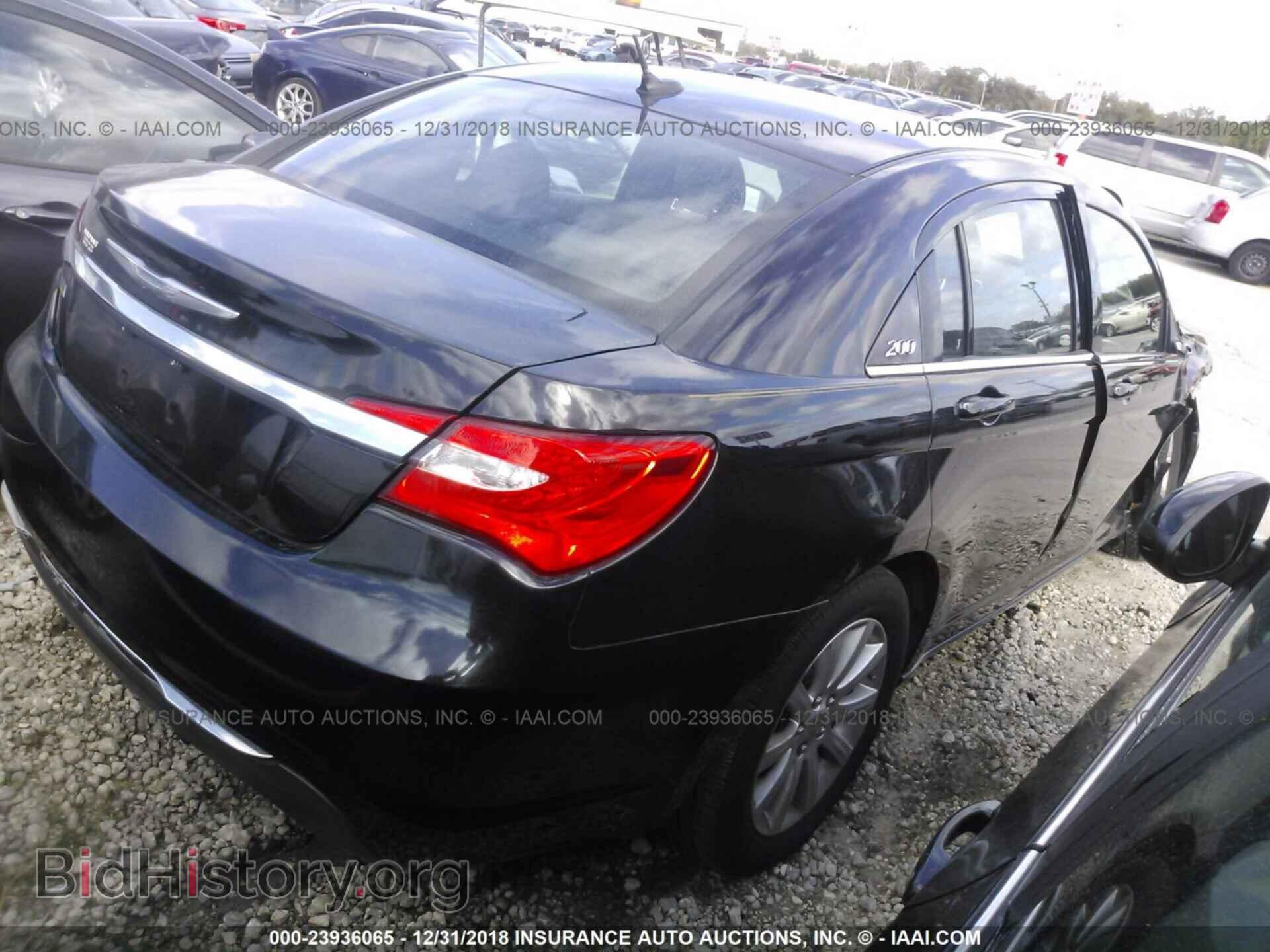 2013 CHRYSLER 200 - VIN: 1C3CCBBG3DN573143 - Фото 4