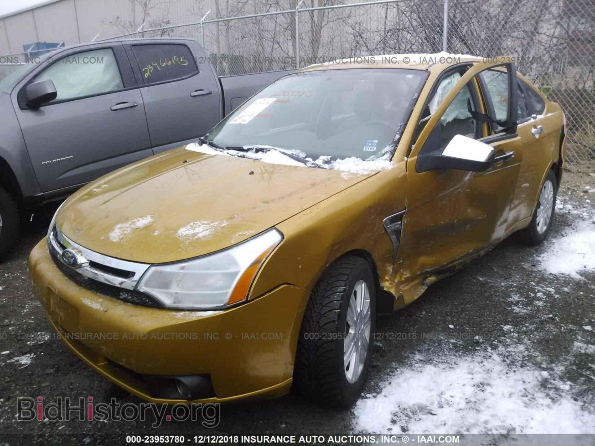 2009 FORD FOCUS - VIN: 1FAHP37N89W234596 - Photo 2