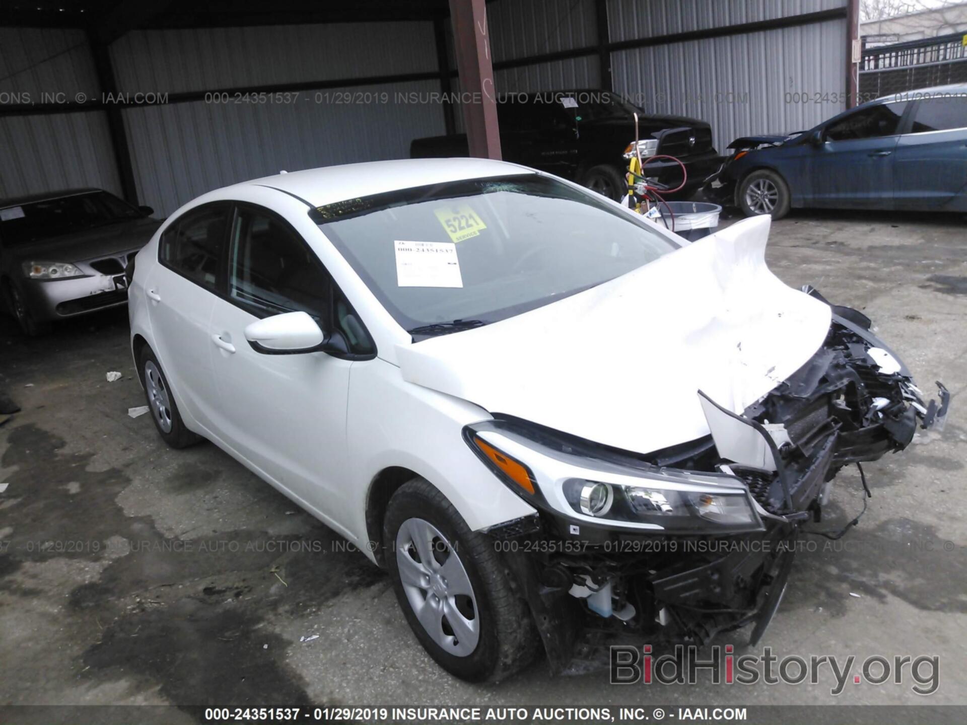 Photo 3KPFL4A7XHE131766 - KIA FORTE 2017